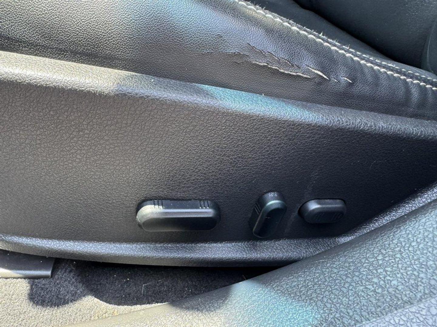 2012 Purple /Black Ford Fusion (3FAHP0JA1CR) with an 2.5l I-4 Smpi Dohc 2.5l engine, Automatic transmission, located at 745 East Steele Rd., West Columbia, SC, 29170, (803) 755-9148, 33.927212, -81.148483 - Special Internet Price! 2012 Ford Fusion with AM/FM radio, Cruise control, Backup camera, Sunroof, Leather interior, Powered front seats, Powered windows, Powered door locks, Plus more! - Photo#24