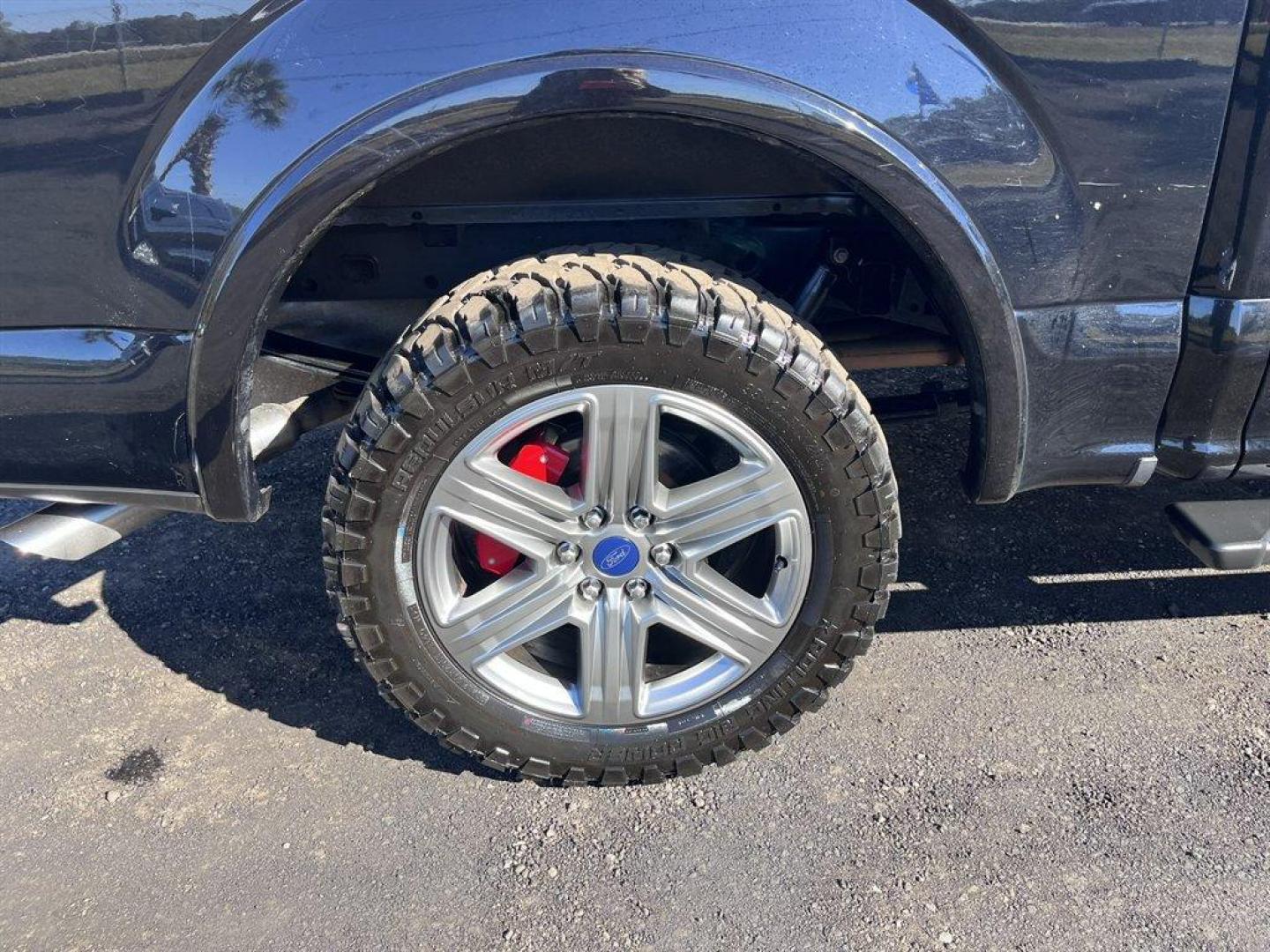 2018 Black /Black Ford F150 (1FTEW1CG7JK) with an 3.5l V6 DI T/C Ecoboost 3 engine, Automatic transmission, located at 745 East Steele Rd., West Columbia, SC, 29170, (803) 755-9148, 33.927212, -81.148483 - Special Internet Price! 2018 Ford F150 with AM/FM Stereo, 2 LCD Monitors In The Front, Navigation, Backup Camera, Manual Air Conditioning, Cruise Control, Panoramic Sunroof, Remote Keyless Entry, Cloth 40/20/40 Front Seat, 60-40 Folding Split-Bench Rear Seat, Powered Windows Powered Door Locks, Plus - Photo#41