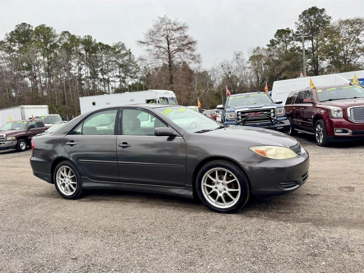 2003 Grey /Grey Toyota Camry (4T1BE32K43U) with an 2.4l I-4 EFI Dohc 2.4l engine, Automatic transmission, located at 745 East Steele Rd., West Columbia, SC, 29170, (803) 755-9148, 33.927212, -81.148483 - Special Internet Price! 2003 Toyota Camry LE - Photo#2