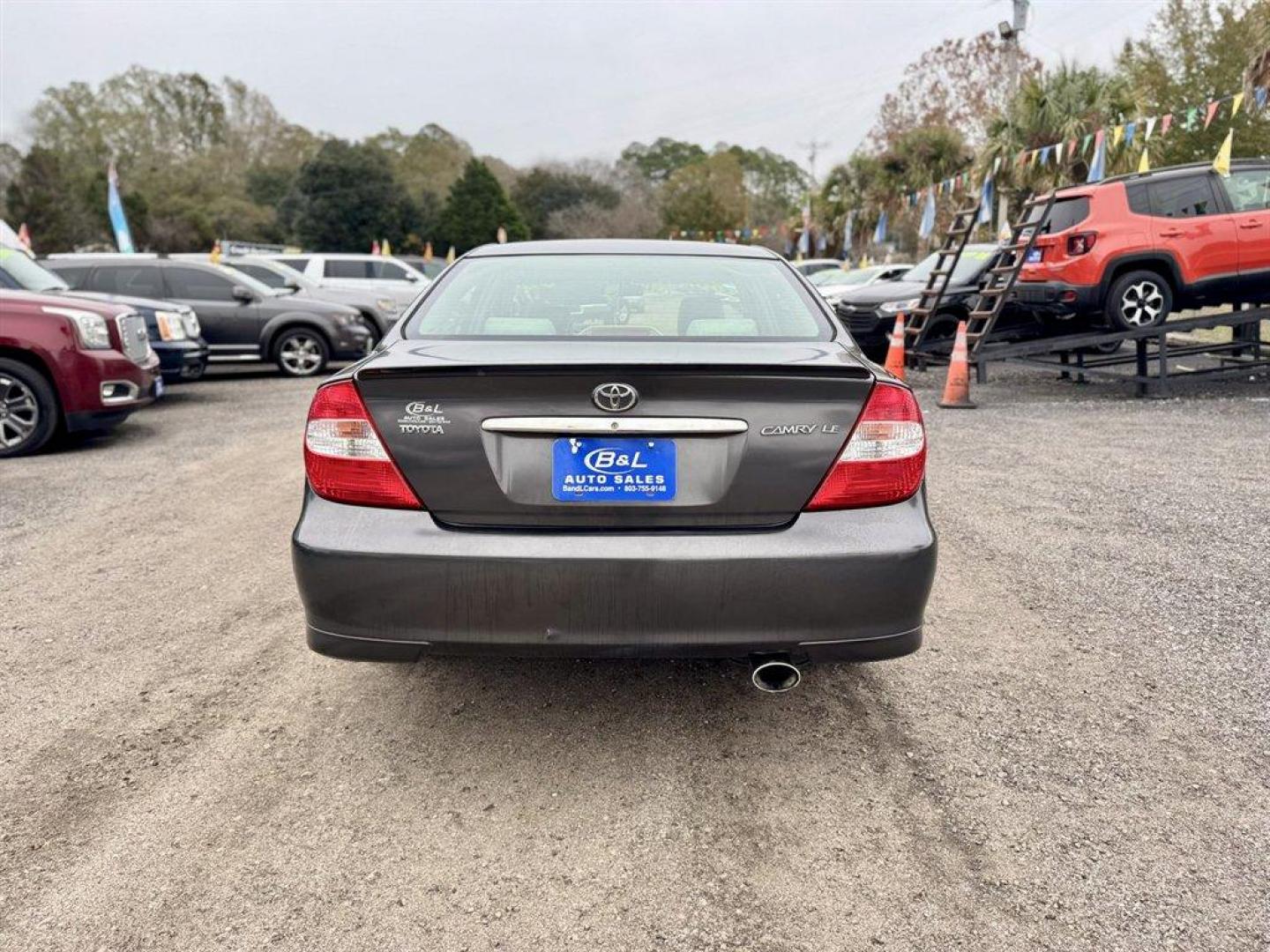 2003 Grey /Grey Toyota Camry (4T1BE32K43U) with an 2.4l I-4 EFI Dohc 2.4l engine, Automatic transmission, located at 745 East Steele Rd., West Columbia, SC, 29170, (803) 755-9148, 33.927212, -81.148483 - Special Internet Price! 2003 Toyota Camry LE - Photo#4