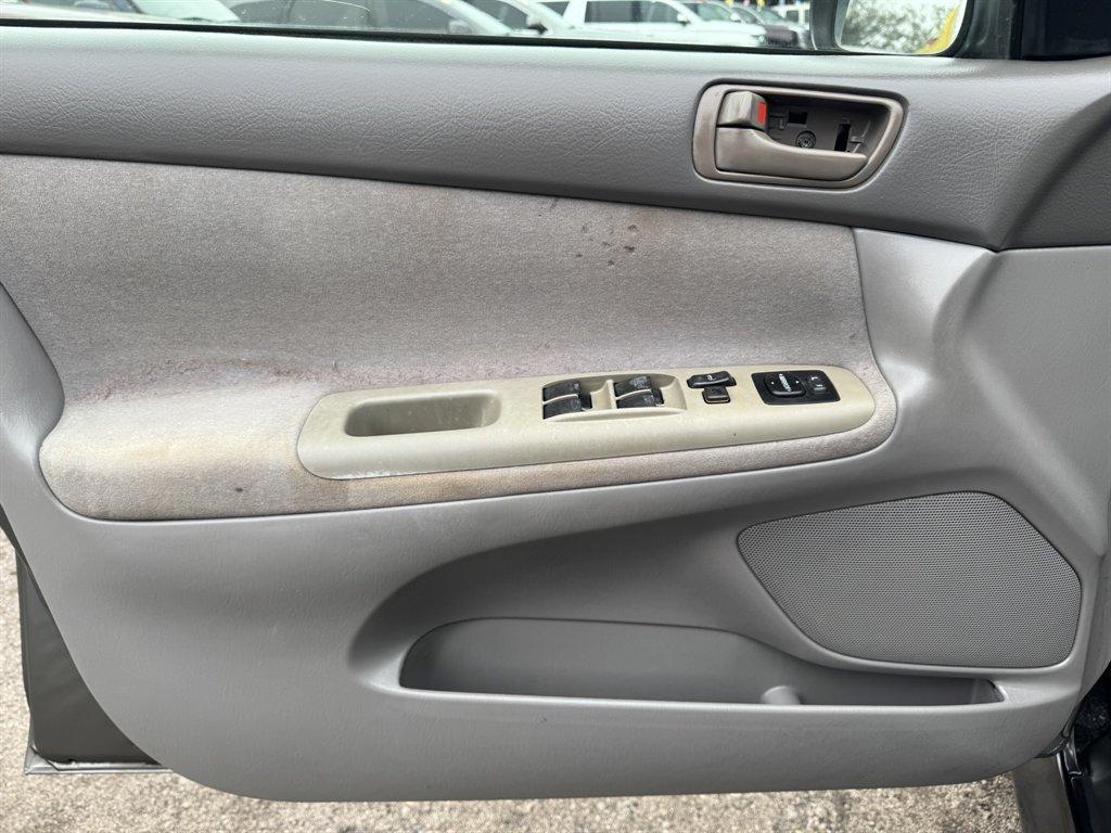 2003 Grey /Grey Toyota Camry (4T1BE32K43U) with an 2.4l I-4 EFI Dohc 2.4l engine, Automatic transmission, located at 745 East Steele Rd., West Columbia, SC, 29170, (803) 755-9148, 33.927212, -81.148483 - Special Internet Price! 2003 Toyota Camry LE - Photo#13