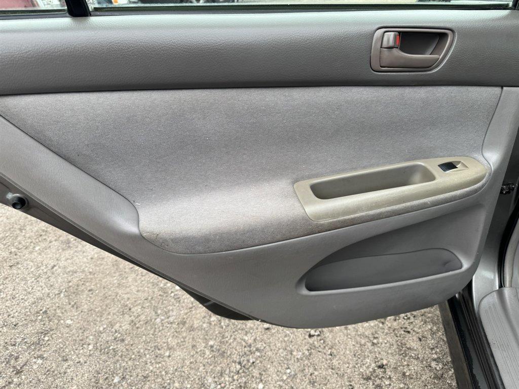 2003 Grey /Grey Toyota Camry (4T1BE32K43U) with an 2.4l I-4 EFI Dohc 2.4l engine, Automatic transmission, located at 745 East Steele Rd., West Columbia, SC, 29170, (803) 755-9148, 33.927212, -81.148483 - Special Internet Price! 2003 Toyota Camry LE - Photo#15