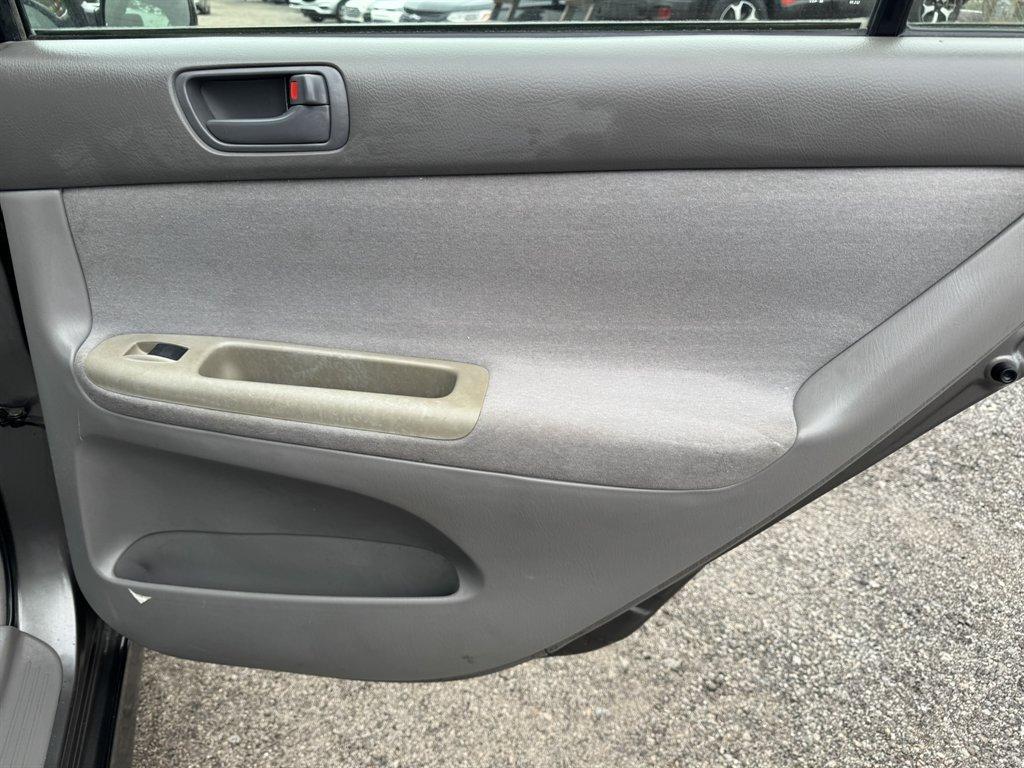 2003 Grey /Grey Toyota Camry (4T1BE32K43U) with an 2.4l I-4 EFI Dohc 2.4l engine, Automatic transmission, located at 745 East Steele Rd., West Columbia, SC, 29170, (803) 755-9148, 33.927212, -81.148483 - Special Internet Price! 2003 Toyota Camry LE - Photo#17