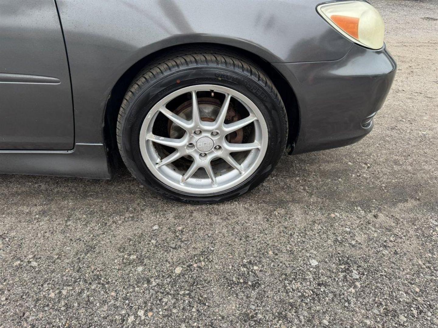 2003 Grey /Grey Toyota Camry (4T1BE32K43U) with an 2.4l I-4 EFI Dohc 2.4l engine, Automatic transmission, located at 745 East Steele Rd., West Columbia, SC, 29170, (803) 755-9148, 33.927212, -81.148483 - Special Internet Price! 2003 Toyota Camry LE - Photo#22