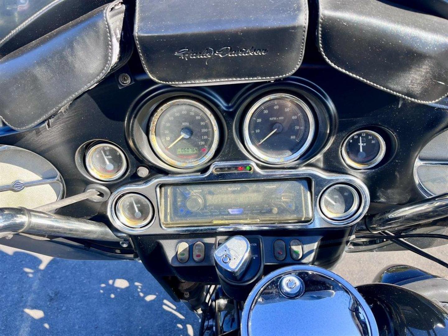 2007 Black Harley-Davidson Electra Glide (1HD1FC4127Y) , located at 745 East Steele Rd., West Columbia, SC, 29170, (803) 755-9148, 33.927212, -81.148483 - Photo#10