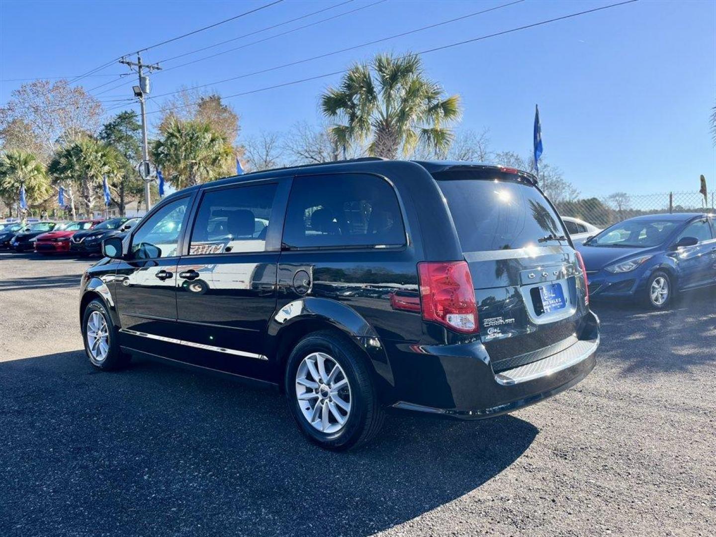 2016 Black /Black Dodge Grand Caravan (2C4RDGCGXGR) with an 3.6l V6 MPI Dohc VVT Flex engine, Automatic transmission, located at 745 East Steele Rd., West Columbia, SC, 29170, (803) 755-9148, 33.927212, -81.148483 - Special Internet Price! 2016 Dodge Grand Caravan - Photo#2