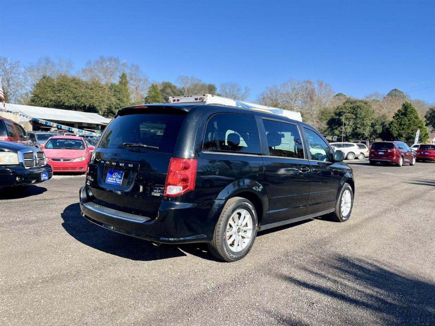 2016 Black /Black Dodge Grand Caravan (2C4RDGCGXGR) with an 3.6l V6 MPI Dohc VVT Flex engine, Automatic transmission, located at 745 East Steele Rd., West Columbia, SC, 29170, (803) 755-9148, 33.927212, -81.148483 - Special Internet Price! 2016 Dodge Grand Caravan - Photo#4