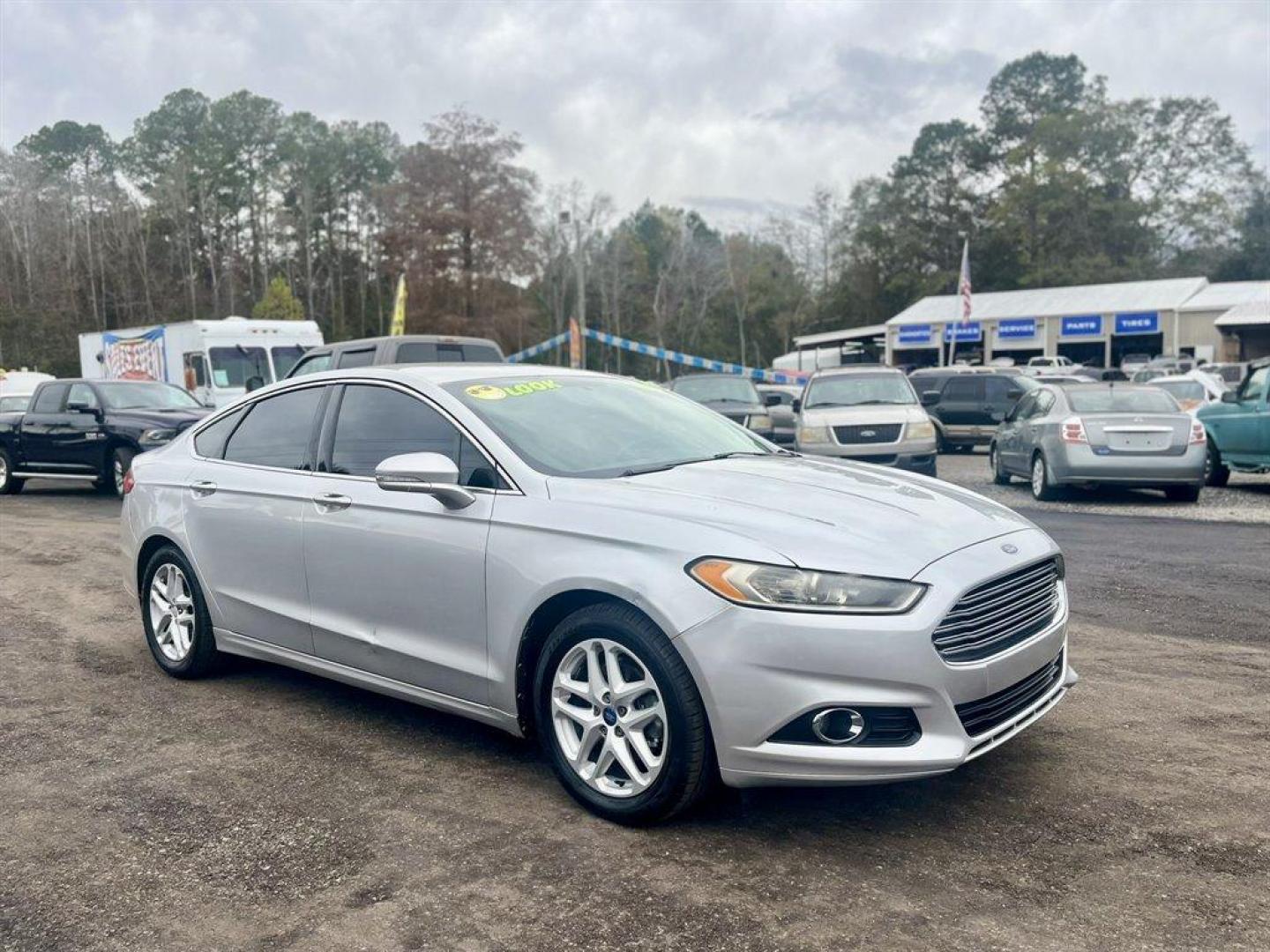 2014 Silver /Tan Ford Fusion (3FA6P0HDXER) with an 1.5l I-4 DI Dohc Ecoboost engine, Automatic transmission, located at 745 East Steele Rd., West Columbia, SC, 29170, (803) 755-9148, 33.927212, -81.148483 - Special Internet Price! 2014 Ford Fusion with AM/FM radio, Leather interior, Backup camera, Cruise control, Powered front seats, Keyless entry, Powered windows, Powered door locks, Plus more! - Photo#6