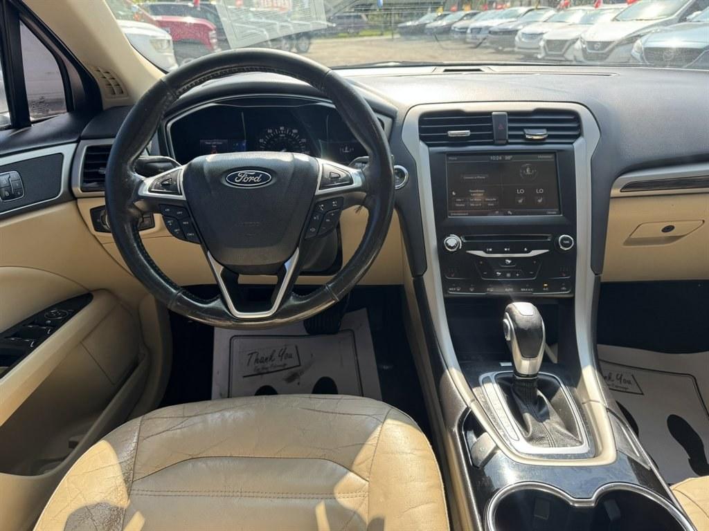 2014 Silver /Tan Ford Fusion (3FA6P0HDXER) with an 1.5l I-4 DI Dohc Ecoboost engine, Automatic transmission, located at 745 East Steele Rd., West Columbia, SC, 29170, (803) 755-9148, 33.927212, -81.148483- Photo#6