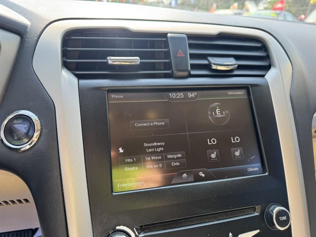 2014 Silver /Tan Ford Fusion (3FA6P0HDXER) with an 1.5l I-4 DI Dohc Ecoboost engine, Automatic transmission, located at 745 East Steele Rd., West Columbia, SC, 29170, (803) 755-9148, 33.927212, -81.148483- Photo#12