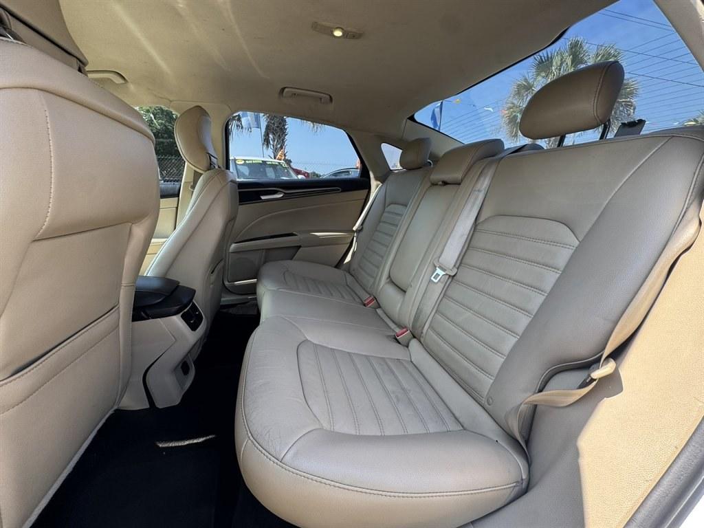 2014 Silver /Tan Ford Fusion (3FA6P0HDXER) with an 1.5l I-4 DI Dohc Ecoboost engine, Automatic transmission, located at 745 East Steele Rd., West Columbia, SC, 29170, (803) 755-9148, 33.927212, -81.148483- Photo#21