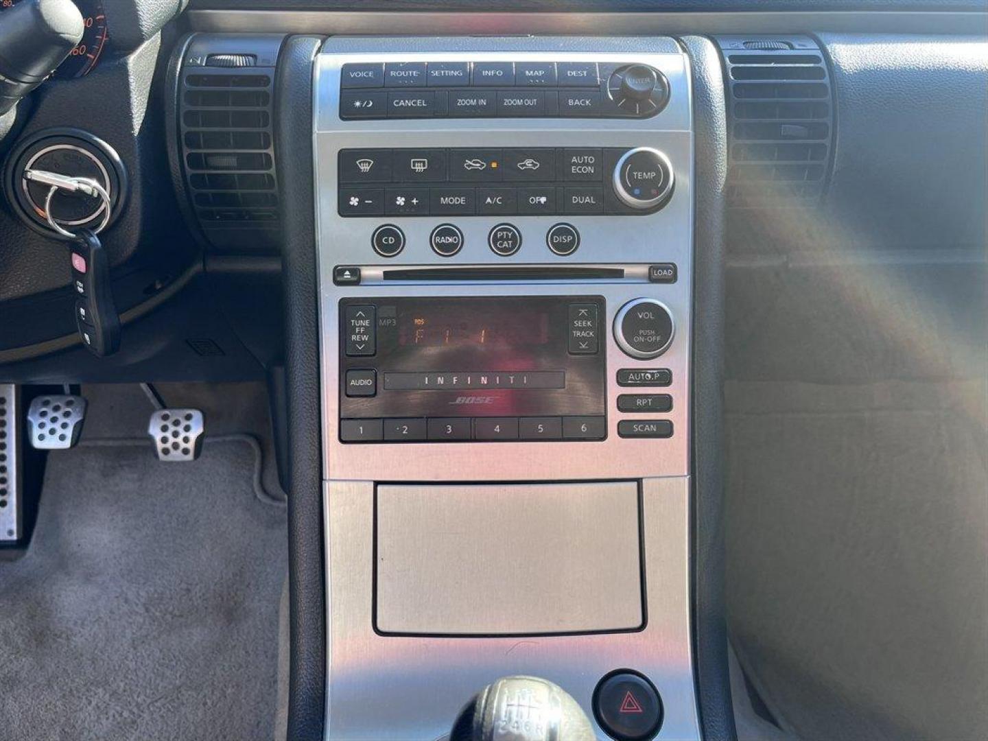 2006 Black /Grey Infiniti G35 (JNKCV54E66M) with an 3.5l V6 Dohc 3.5l engine, 6 Speed Manual transmission, located at 745 East Steele Rd., West Columbia, SC, 29170, (803) 755-9148, 33.927212, -81.148483 - Special Internet Price! 2006 Infiniti G35 with AM/FM stereo, 5-speed transmission, Leather interior, Sunroof, Keyless entry, Powered windows, Powered door locks, Plus more! - Photo#14