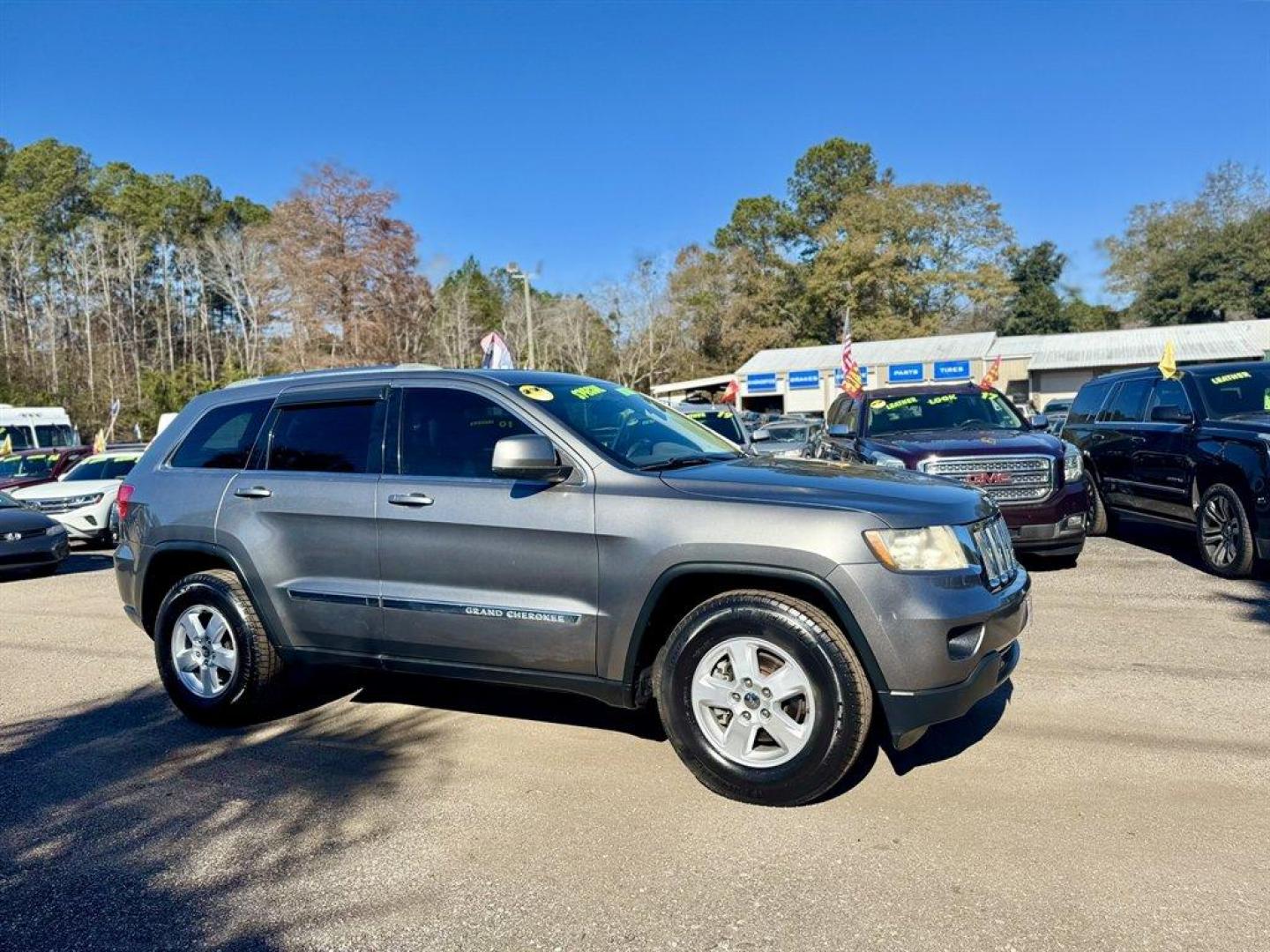 2012 Grey /Grey Jeep Grand Cherokee (1C4RJEAGXCC) with an 3.6l V6 MPI Dohc VVT Flex engine, Automatic transmission, located at 745 East Steele Rd., West Columbia, SC, 29170, (803) 755-9148, 33.927212, -81.148483 - Special Internet Price! 2012 Jeep Grand Cherokee - Photo#2
