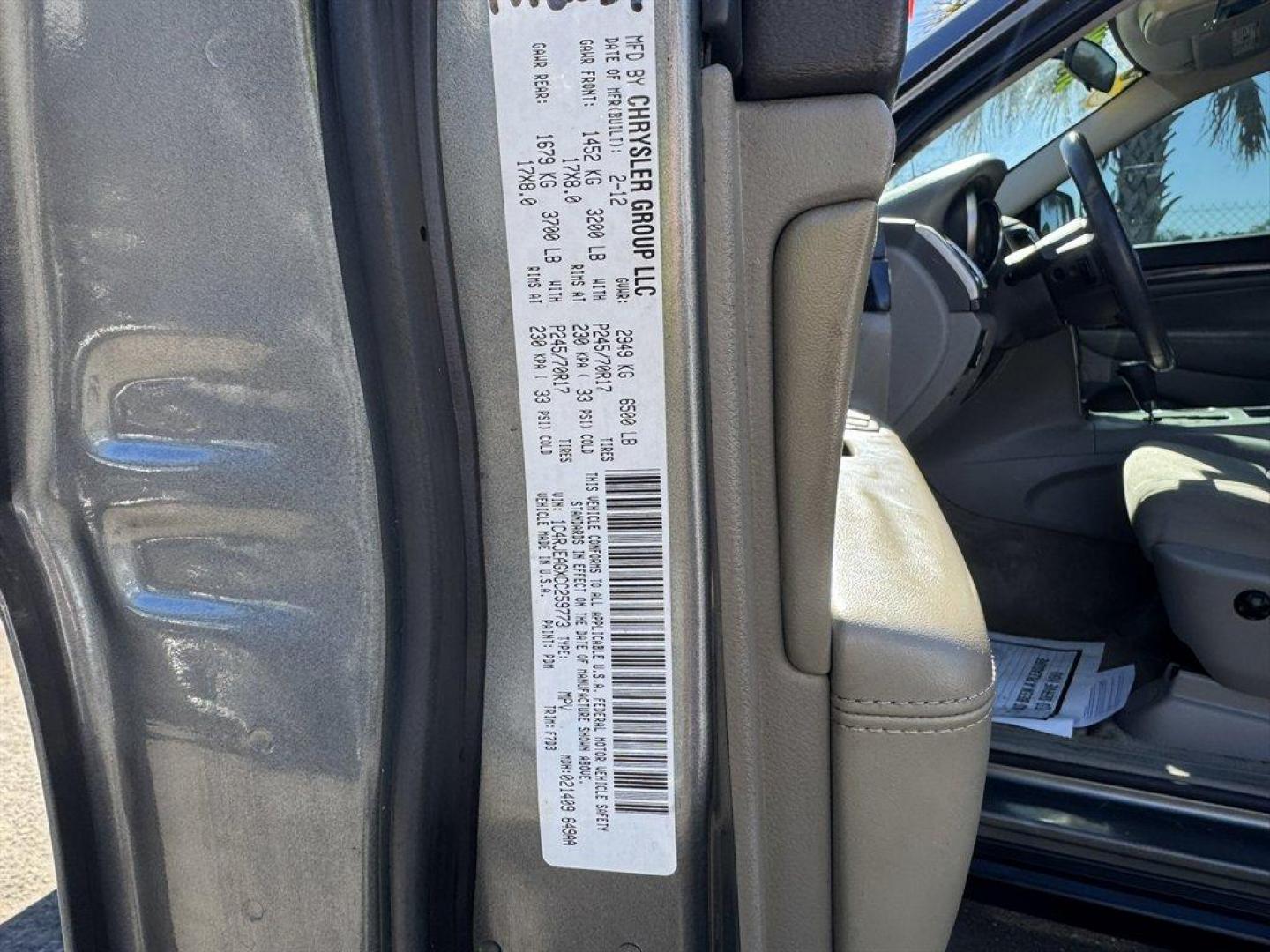 2012 Grey /Grey Jeep Grand Cherokee (1C4RJEAGXCC) with an 3.6l V6 MPI Dohc VVT Flex engine, Automatic transmission, located at 745 East Steele Rd., West Columbia, SC, 29170, (803) 755-9148, 33.927212, -81.148483 - Special Internet Price! 2012 Jeep Grand Cherokee - Photo#32