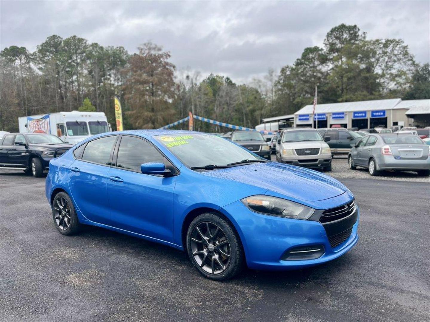 2015 Blue /Black Dodge Dart (1C3CDFAA5FD) with an 2.0l I-4 SFI Dohc 2.0l engine, Automatic transmission, located at 745 East Steele Rd., West Columbia, SC, 29170, (803) 755-9148, 33.927212, -81.148483 - Photo#6