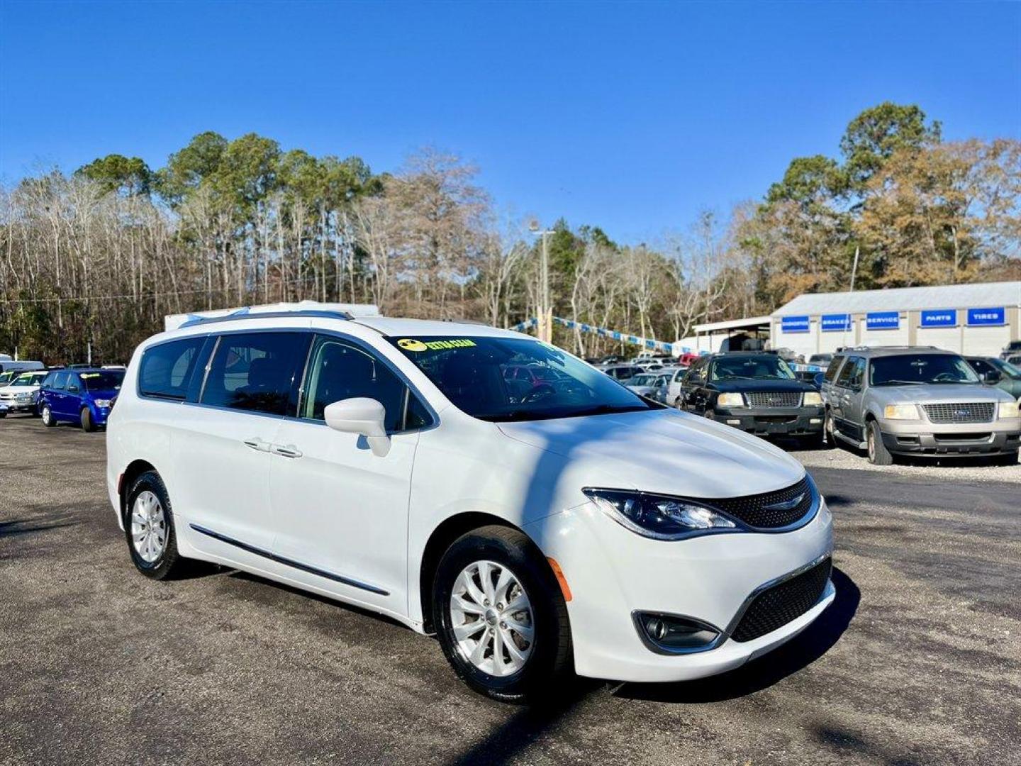 2019 White /Black Chrysler Pacifica (2C4RC1BG6KR) with an 3.6l V6 MPI Dohc 3.6l engine, Automatic transmission, located at 745 East Steele Rd., West Columbia, SC, 29170, (803) 755-9148, 33.927212, -81.148483 - Special Internet Price! 2019 Chrysler Pacifica with AM/FM radio, Bluetooth, Backup camera, Push to start, Cruise control, Keyless entry, Leather interior, 3rd row stow n' go, Powered sliding rear doors, Power liftgate, Powered windows, Powered door locks, Plus more! - Photo#6