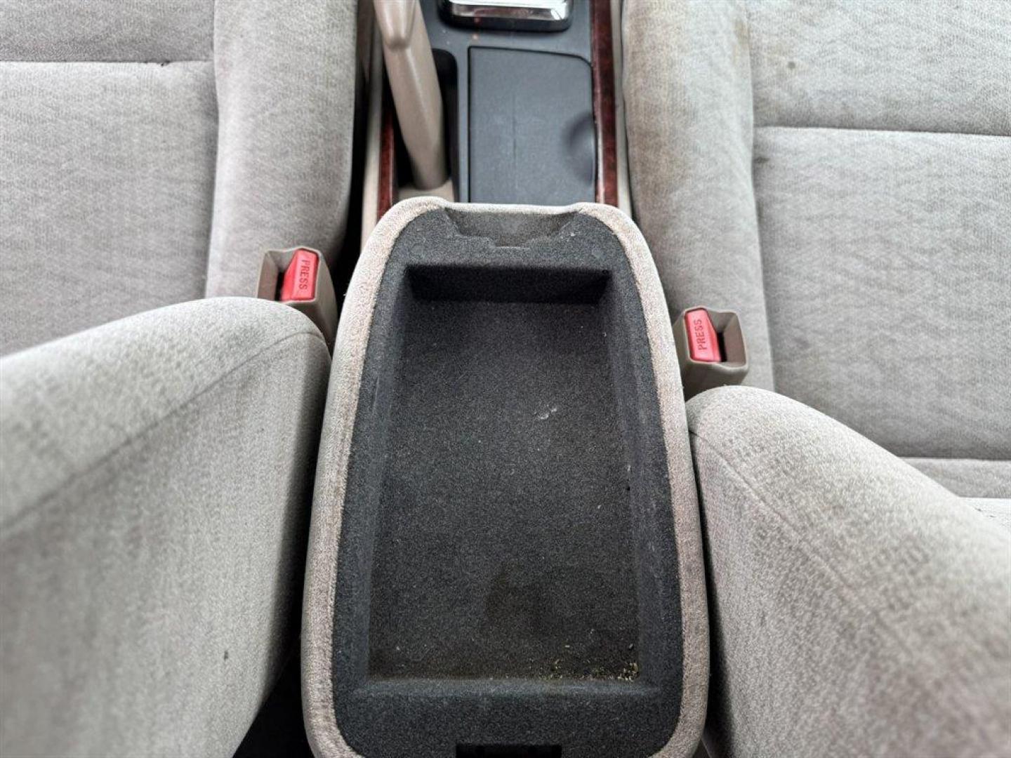 2004 Black /Grey Kia Optima (KNAGD126045) with an 2.4l I-4 MPI Dohc 2.4l engine, Automatic transmission, located at 745 East Steele Rd., West Columbia, SC, 29170, (803) 755-9148, 33.927212, -81.148483 - Special Internet Price! 2004 Kia Optima with AM/FM radio, Cruise control, Sunroof, Cloth interior, Powered windows, Powered door locks, Plus more! - Photo#15