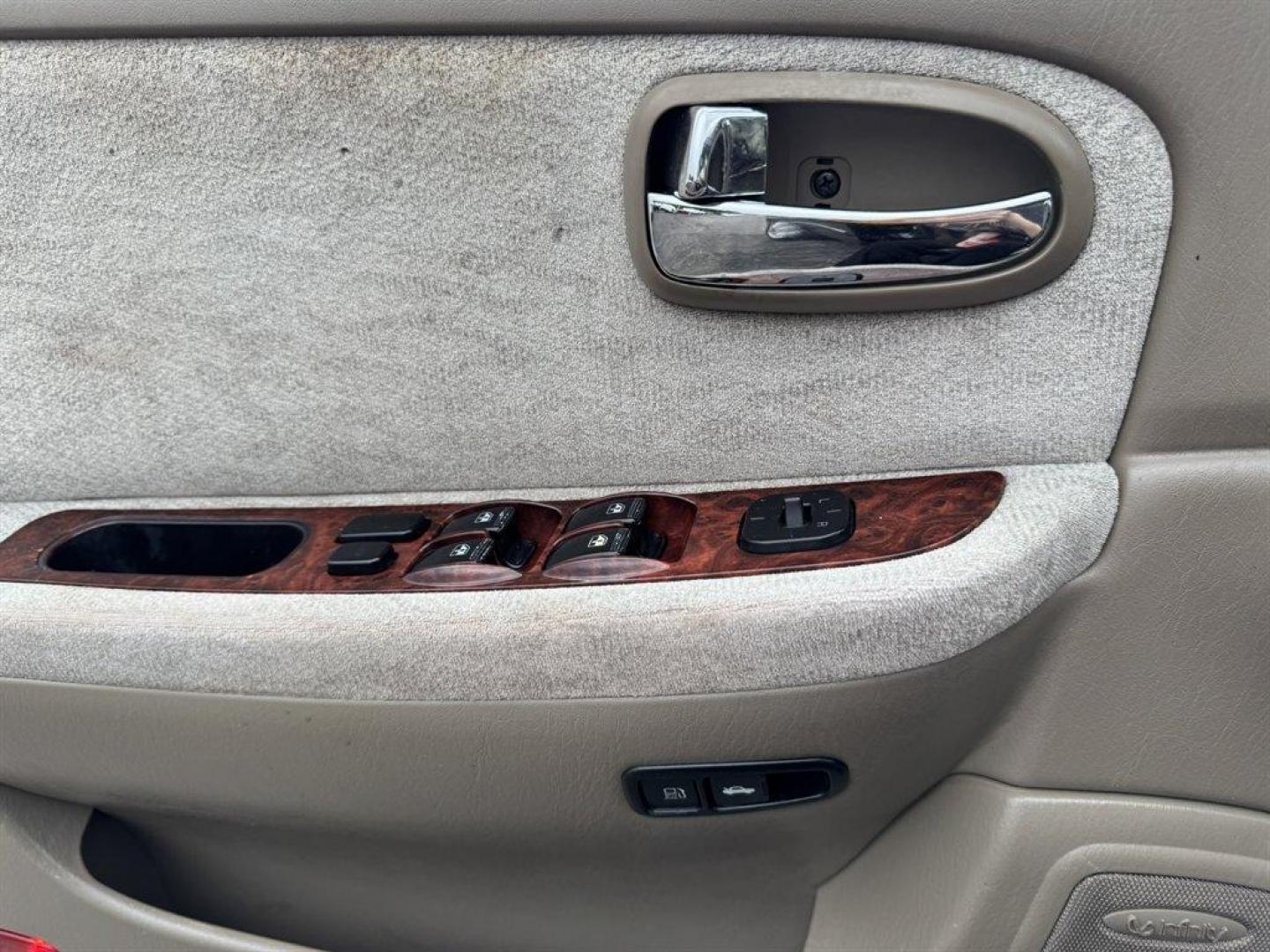 2004 Black /Grey Kia Optima (KNAGD126045) with an 2.4l I-4 MPI Dohc 2.4l engine, Automatic transmission, located at 745 East Steele Rd., West Columbia, SC, 29170, (803) 755-9148, 33.927212, -81.148483 - Special Internet Price! 2004 Kia Optima with AM/FM radio, Cruise control, Sunroof, Cloth interior, Powered windows, Powered door locks, Plus more! - Photo#21