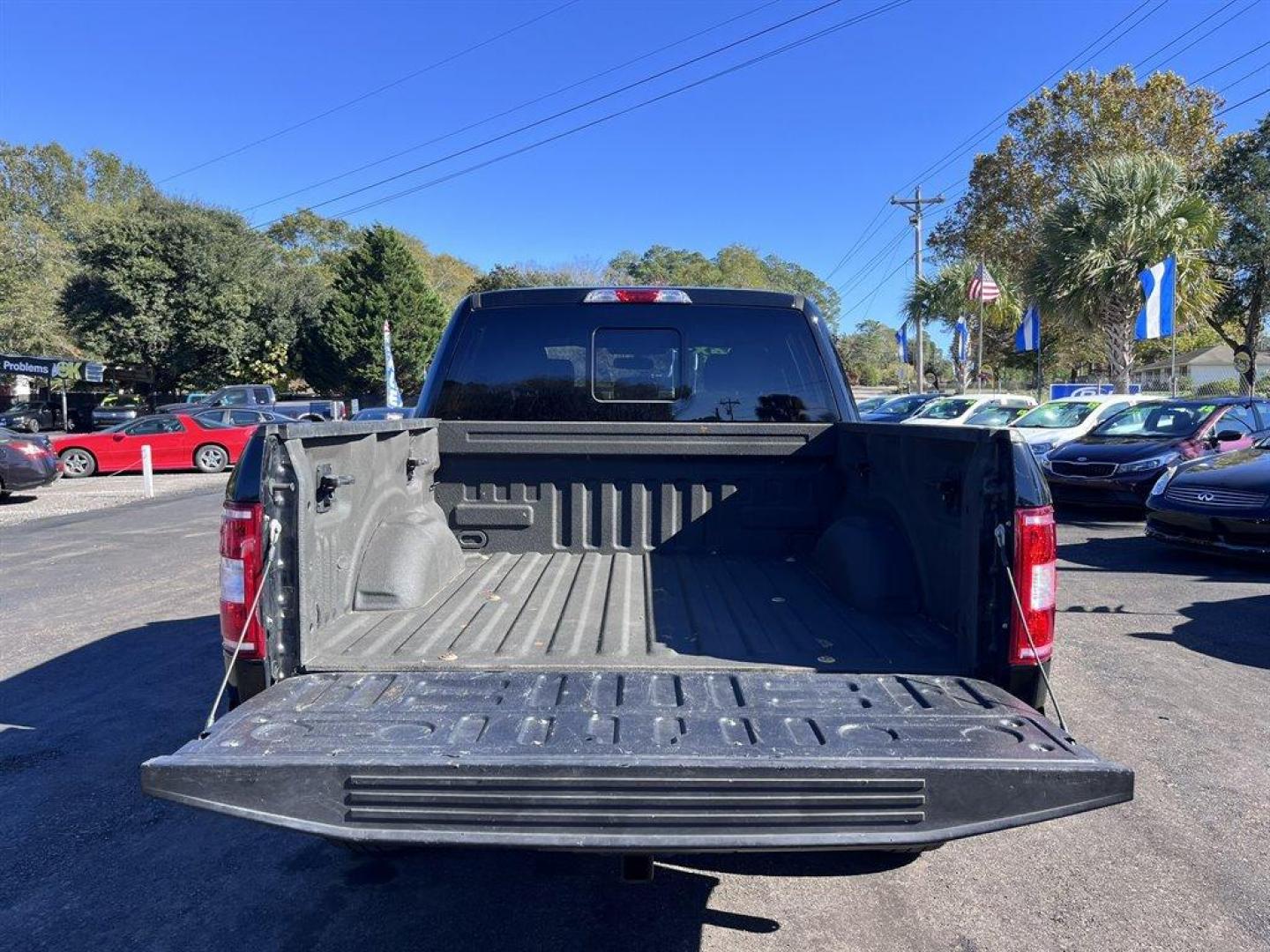 2018 Black /Black Ford F150 (1FTEW1EP6JF) with an 2.7l V6 DI T/C Ecoboost 2 engine, Automatic transmission, located at 745 East Steele Rd., West Columbia, SC, 29170, (803) 755-9148, 33.927212, -81.148483 - Photo#39