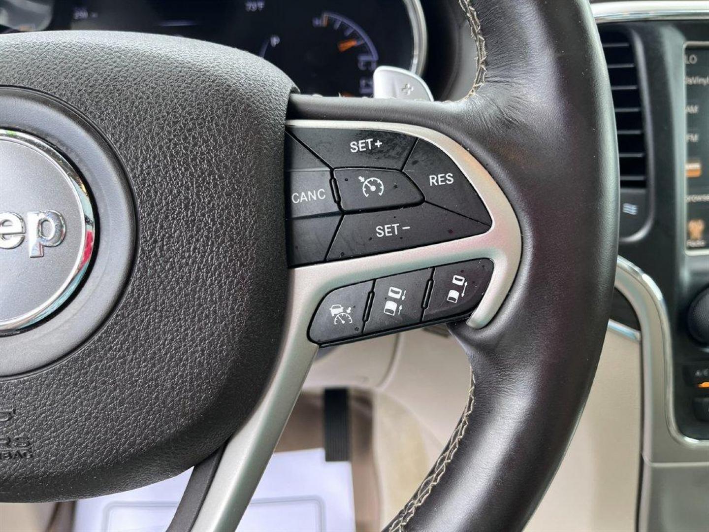 2017 White /Grey Jeep Grand Cherokee (1C4RJFCG1HC) with an 3.6l V6 MPI Dohc VVT Flex engine, Automatic transmission, located at 745 East Steele Rd., West Columbia, SC, 29170, (803) 755-9148, 33.927212, -81.148483 - Special Internet Price! 2017 Jeep Grand Cherokee with AM/FM radio, Backup camera, Navigation, Cruise control, Panoramic sunroof, Leather interior, Powered windows, Powered door locks, Plus more! - Photo#11