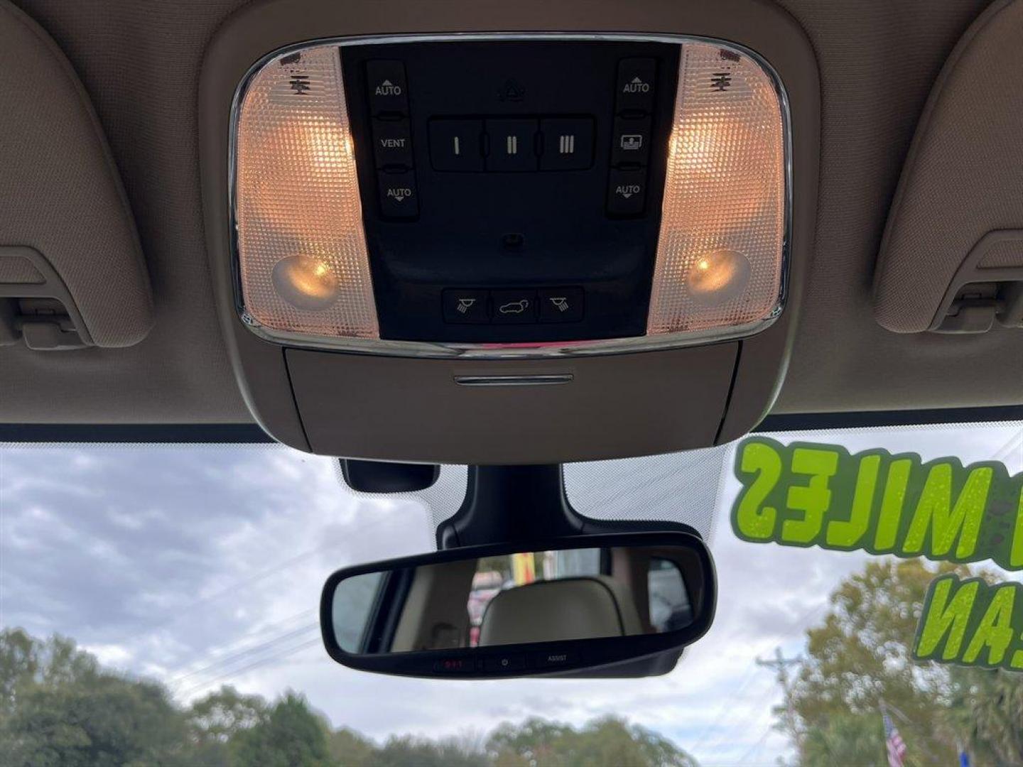 2017 White /Grey Jeep Grand Cherokee (1C4RJFCG1HC) with an 3.6l V6 MPI Dohc VVT Flex engine, Automatic transmission, located at 745 East Steele Rd., West Columbia, SC, 29170, (803) 755-9148, 33.927212, -81.148483 - Special Internet Price! 2017 Jeep Grand Cherokee with AM/FM radio, Backup camera, Navigation, Cruise control, Panoramic sunroof, Leather interior, Powered windows, Powered door locks, Plus more! - Photo#23