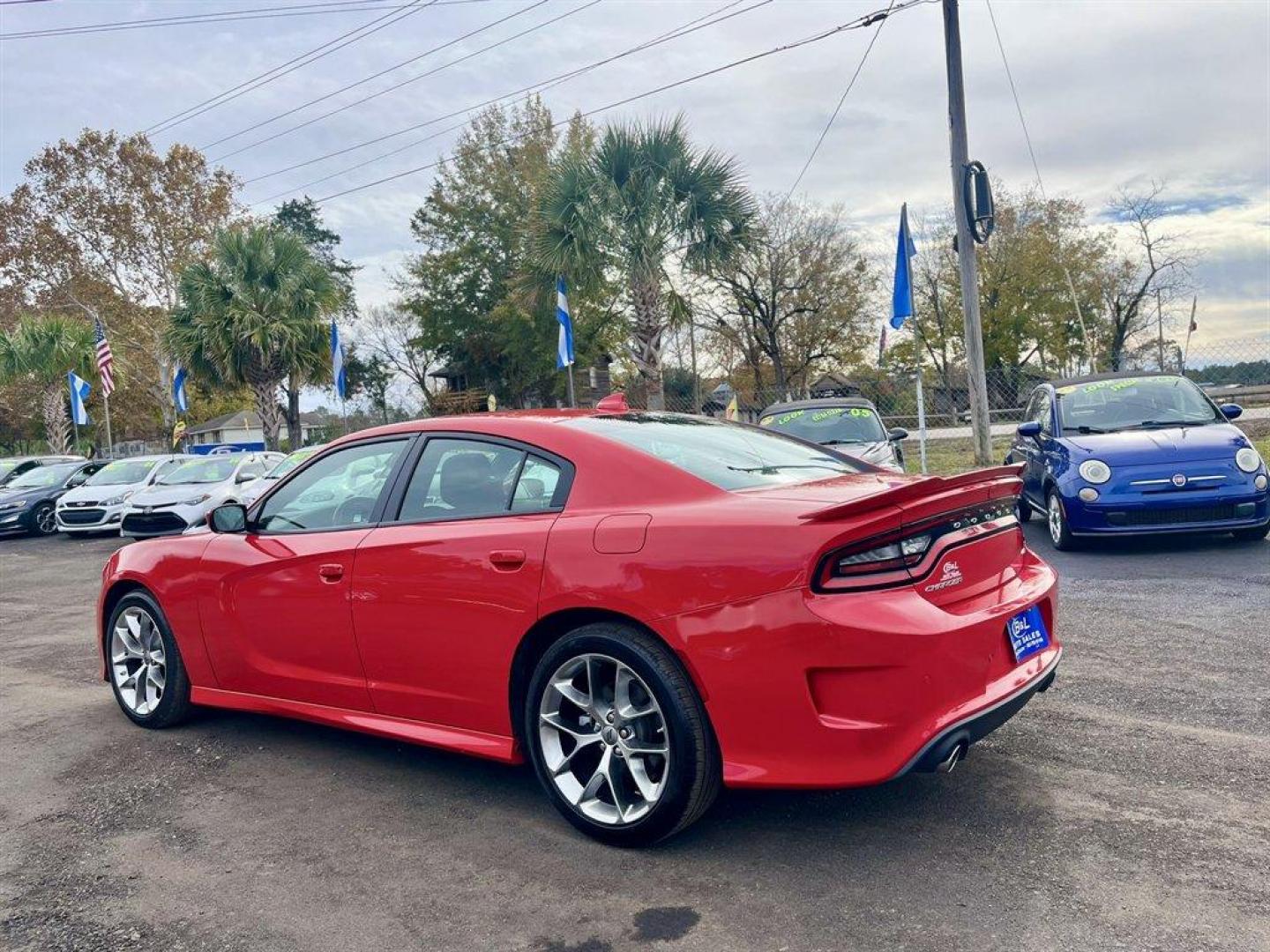 2022 Red /Black Dodge Charger (2C3CDXHG9NH) with an 3.6l V6 Smpi Dohc VVT 3.6 engine, Automatic transmission, located at 745 East Steele Rd., West Columbia, SC, 29170, (803) 755-9148, 33.927212, -81.148483 - Special Internet Price! 2022 Dodge Charger GT with AM/FM radio, Bluetooth, Backup camera, Push to start, Keyless entry, Manual air conditioning, Cloth interior, Powered windows, Powered door locks, Plus more! - Photo#1