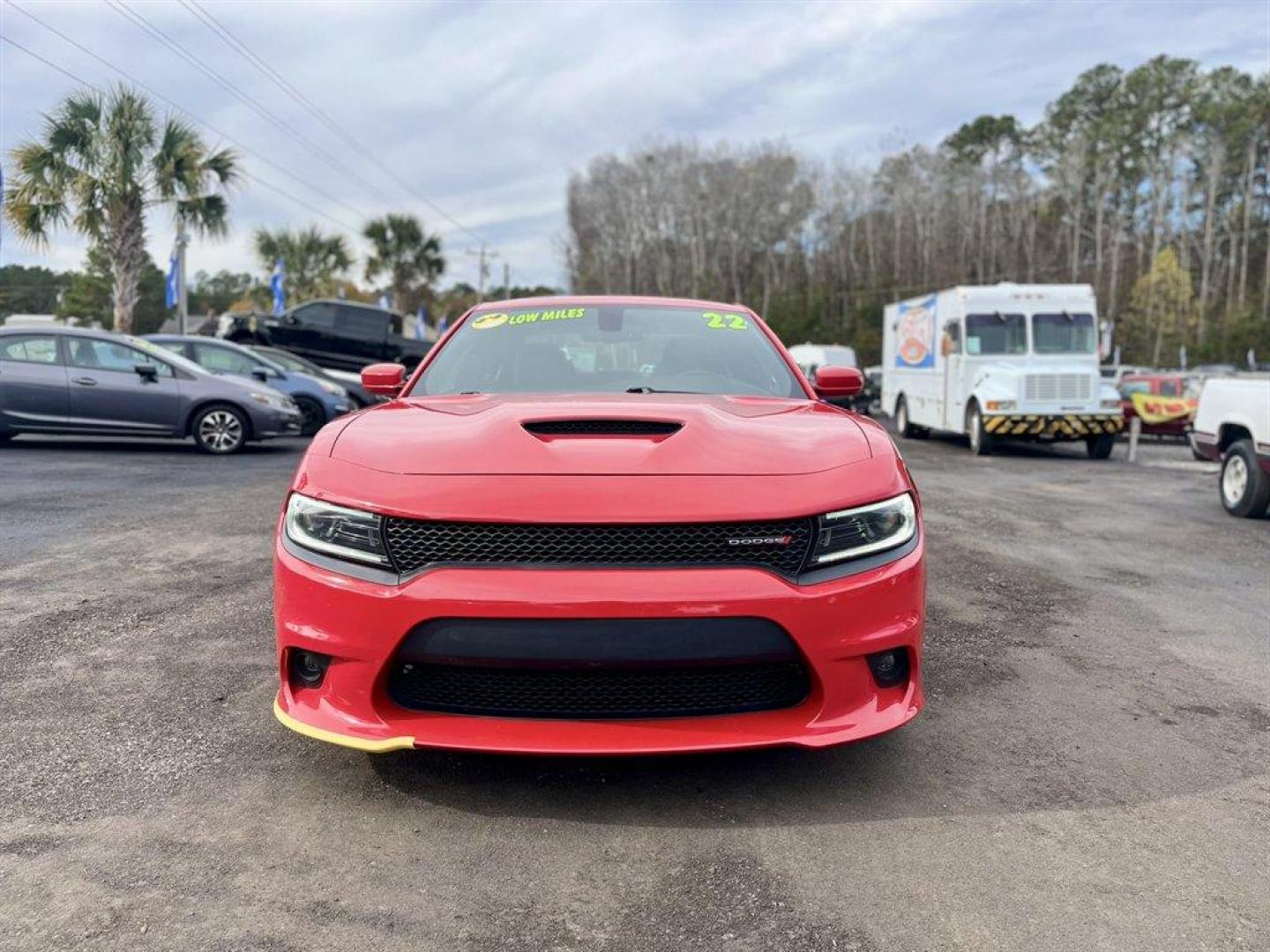 2022 Red /Black Dodge Charger (2C3CDXHG9NH) with an 3.6l V6 Smpi Dohc VVT 3.6 engine, Automatic transmission, located at 745 East Steele Rd., West Columbia, SC, 29170, (803) 755-9148, 33.927212, -81.148483 - Special Internet Price! 2022 Dodge Charger GT with AM/FM radio, Bluetooth, Backup camera, Push to start, Keyless entry, Manual air conditioning, Cloth interior, Powered windows, Powered door locks, Plus more! - Photo#5