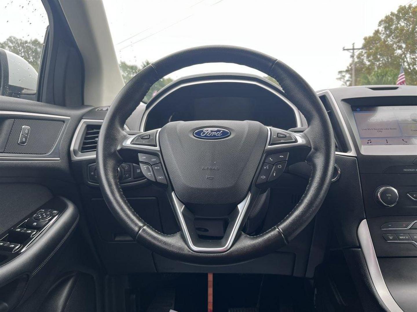 2019 White /Black Ford Edge (2FMPK3J91KB) with an 2.0l I-4 DI Ecoboost 2.0l engine, Automatic transmission, located at 745 East Steele Rd., West Columbia, SC, 29170, (803) 755-9148, 33.927212, -81.148483 - Special Internet Price! 2019 Ford Edge with AM/FM radio, Backup camera, Cruise control, Powered driver seat, Keyless entry, Cloth interior, Powered windows, Powered door locks, Plus more! - Photo#9