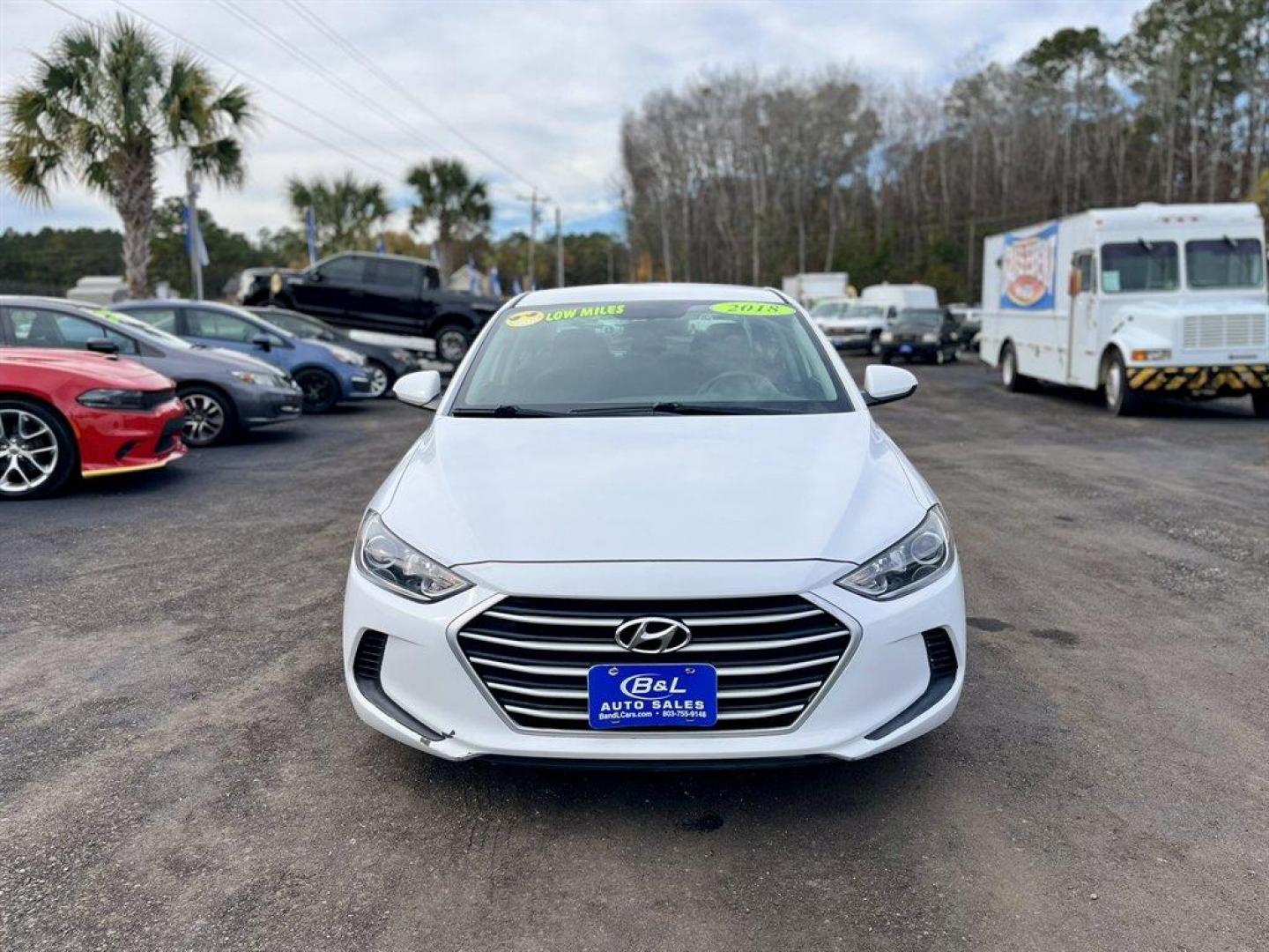 2018 White /Black Hyundai Elantra (5NPD84LF4JH) with an 2.0l I-4 MPI Dohc 2.0l engine, Automatic transmission, located at 745 East Steele Rd., West Columbia, SC, 29170, (803) 755-9148, 33.927212, -81.148483 - Special Internet Price! 2018 Hyundai Elantra with AM/FM radio, Bluetooth, Backup camera, Cruise control, Manual air conditioning, Cloth interior, Keyless entry, Powered windows, Powered door locks, Plus more! - Photo#7