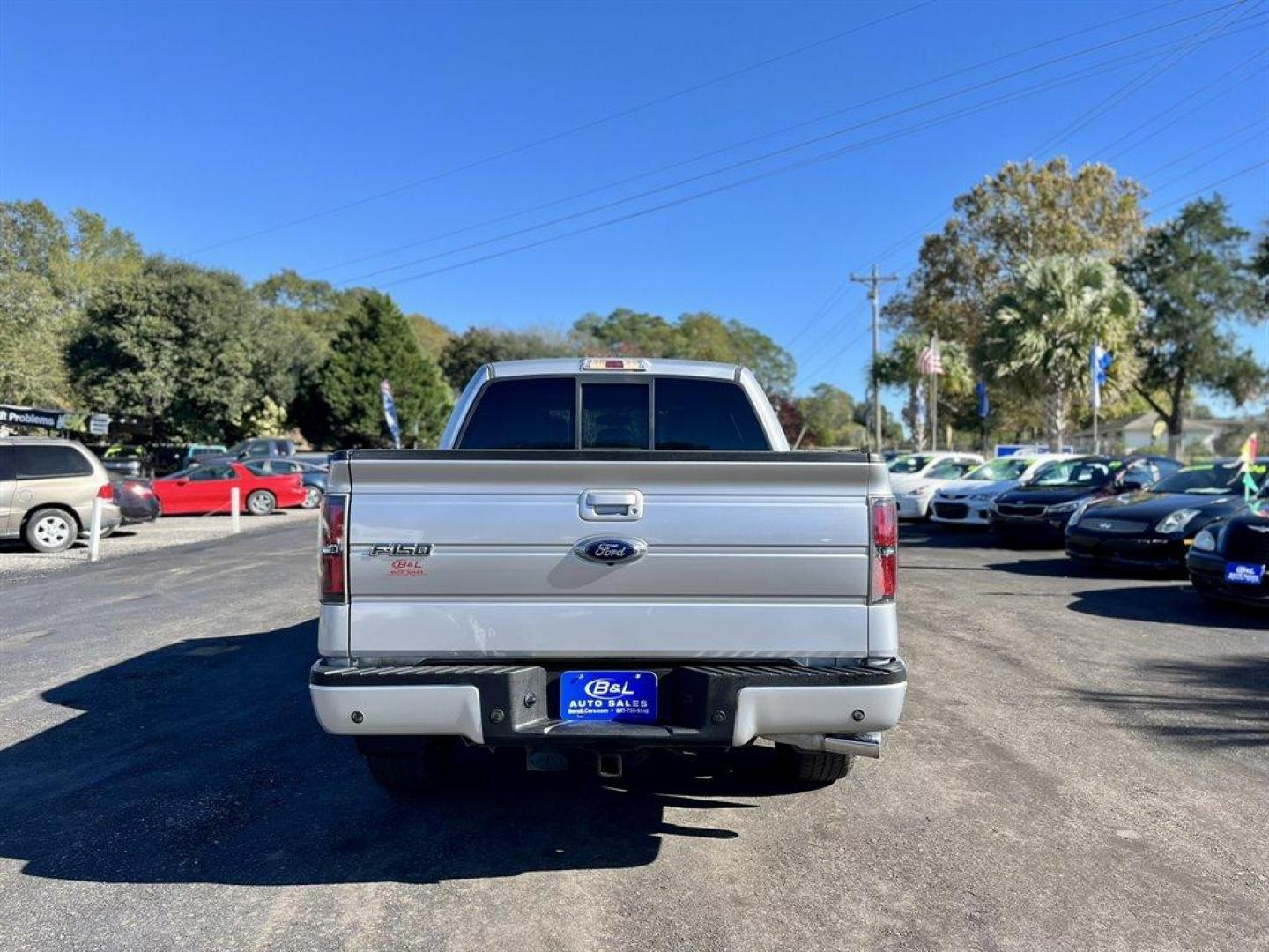 2013 Silver /Black Ford F150 (1FTFW1CT0DF) with an 3.5l V6 DI T/C Ecoboost 3 engine, Automatic transmission, located at 745 East Steele Rd., West Columbia, SC, 29170, (803) 755-9148, 33.927212, -81.148483 - Special Internet Price! 2013 Ford F150 with AM/FM radio, Bluetooth, Navigation, Backup camera, Cruise control, Leather interior, Powered front seats, Sunroof, Powered windows, Powered door locks, Plus more! - Photo#3