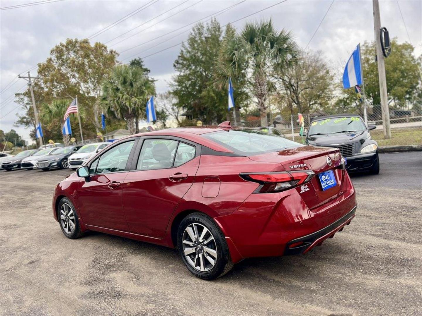 2020 Red /Black Nissan Versa (3N1CN8EV8LL) with an 1.6l I-4 Smpi Dohc Cvtcs engine, Automatic transmission, located at 745 East Steele Rd., West Columbia, SC, 29170, (803) 755-9148, 33.927212, -81.148483 - Special Internet Price! 2020 Nissan Versa with Bluetooth, AM/FM radio, Cruise control, Backup camera, Cloth interior, Push to start, Keyless entry, Cloth interior, Powered windows, Powered door locks, Plus more! - Photo#2