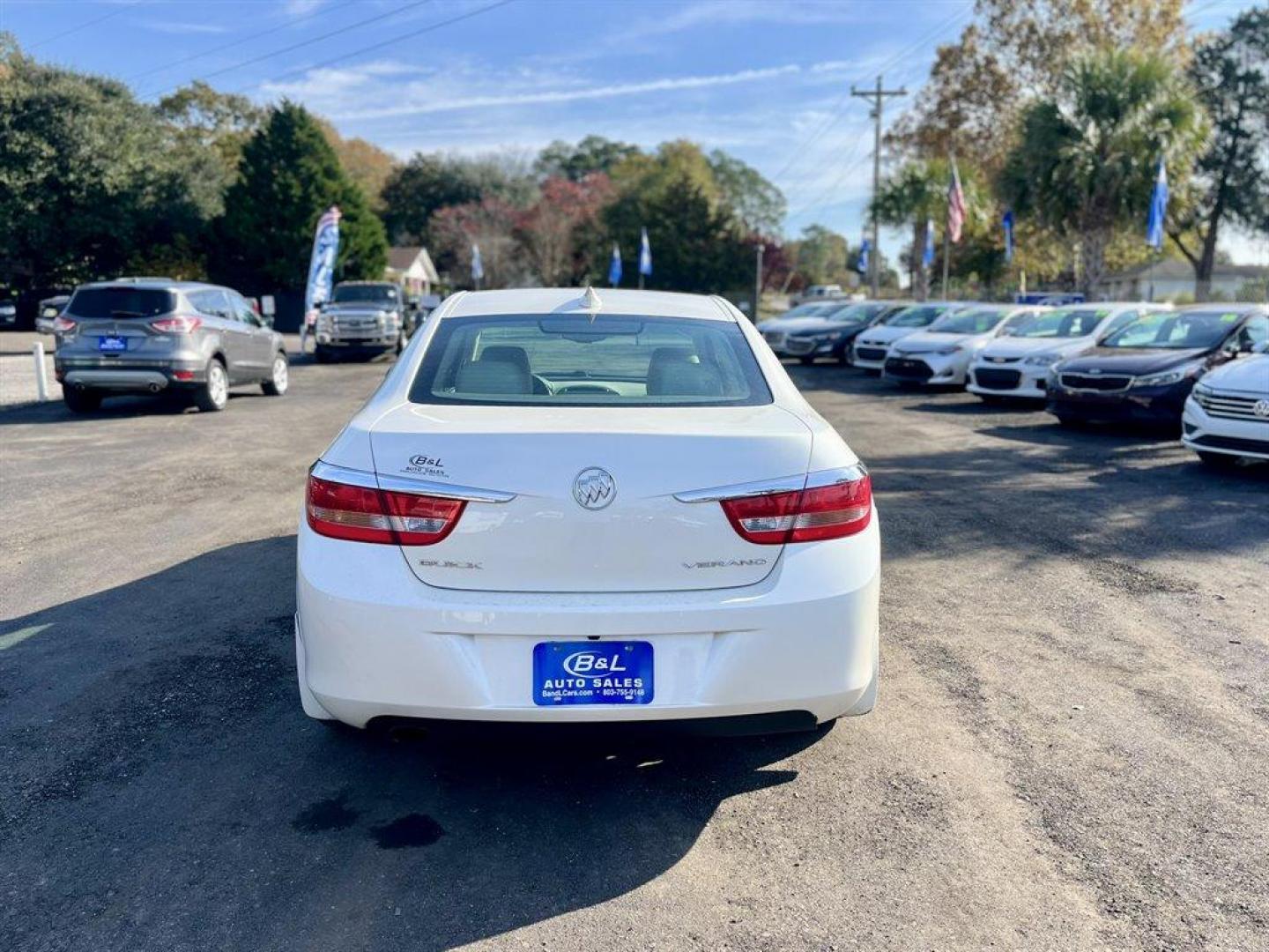 2016 White /Tan Buick Verano (1G4PP5SK6G4) with an 2.4l I-4 DI Dohc 2.4l engine, Automatic transmission, located at 745 East Steele Rd., West Columbia, SC, 29170, (803) 755-9148, 33.927212, -81.148483 - Special Internet Price! 2016 Buick Verano with AM/FM radio, Backup camera, Cruise control, Manual air conditioning, Heated front seats, Leather interior, Powered windows, Powered door locks, Plus more! - Photo#3