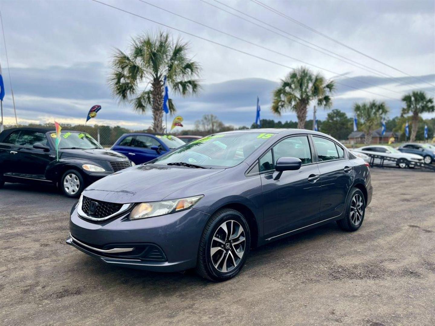 2015 Grey /Black Honda Civic (19XFB2F80FE) with an 1.8l I-4 MPI Sohc 1.8l engine, Automatic transmission, located at 745 East Steele Rd., West Columbia, SC, 29170, (803) 755-9148, 33.927212, -81.148483 - Special Internet Price! 2015 Honda Civic with AM/FM radio, Cruise control, Backup camera, Sunroof, Manual air conditioning, Cloth interior, Keyless entry, Push to start, Powered windows, Powered door locks, Plus more! - Photo#0