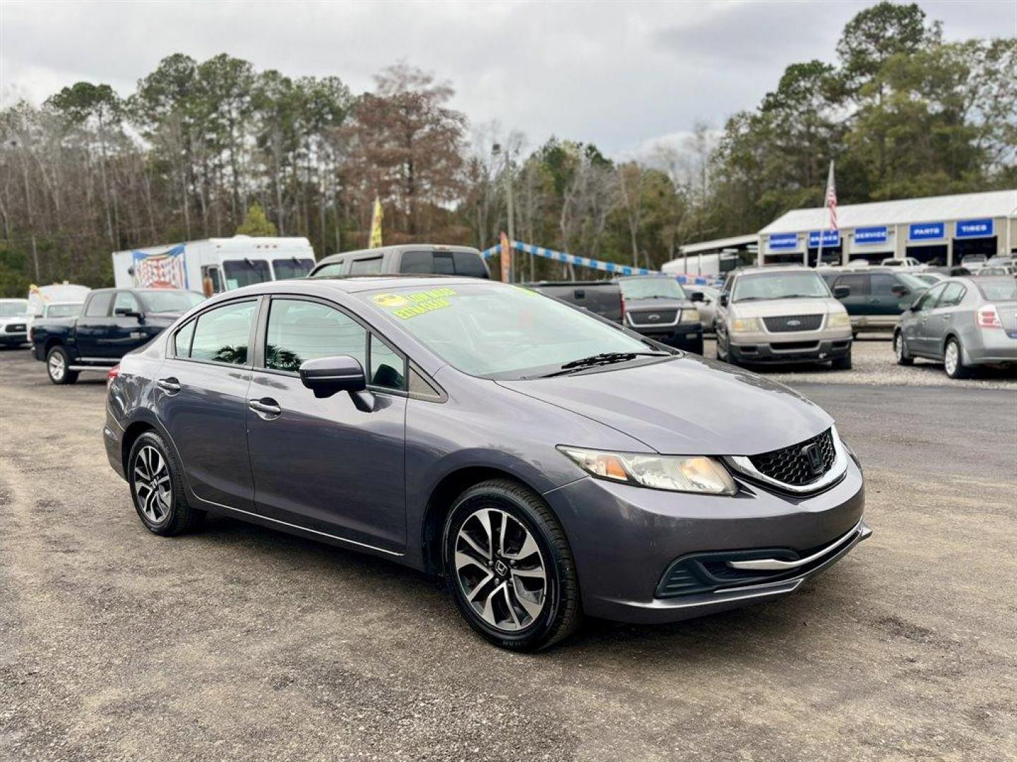 2015 Grey /Black Honda Civic (19XFB2F80FE) with an 1.8l I-4 MPI Sohc 1.8l engine, Automatic transmission, located at 745 East Steele Rd., West Columbia, SC, 29170, (803) 755-9148, 33.927212, -81.148483 - Special Internet Price! 2015 Honda Civic with AM/FM radio, Cruise control, Backup camera, Sunroof, Manual air conditioning, Cloth interior, Keyless entry, Push to start, Powered windows, Powered door locks, Plus more! - Photo#6