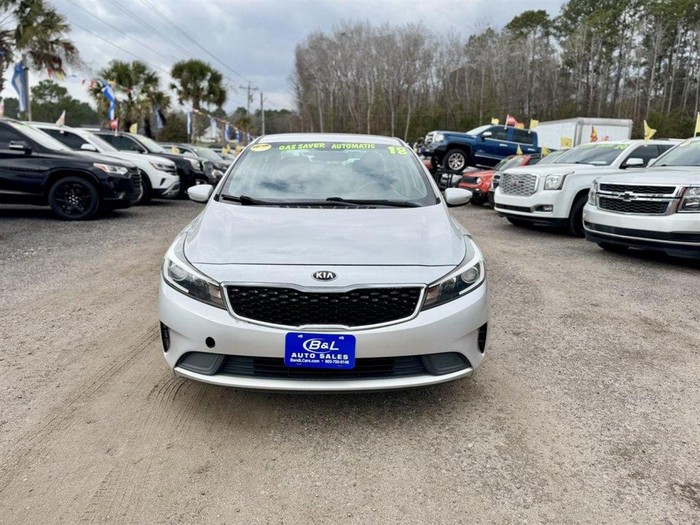 2018 Grey /Grey Kia Forte (3KPFL4A72JE) with an 2.0l I-4 MPI Dohc 2.0l engine, Automatic transmission, located at 745 East Steele Rd., West Columbia, SC, 29170, (803) 755-9148, 33.927212, -81.148483 - Photo#1