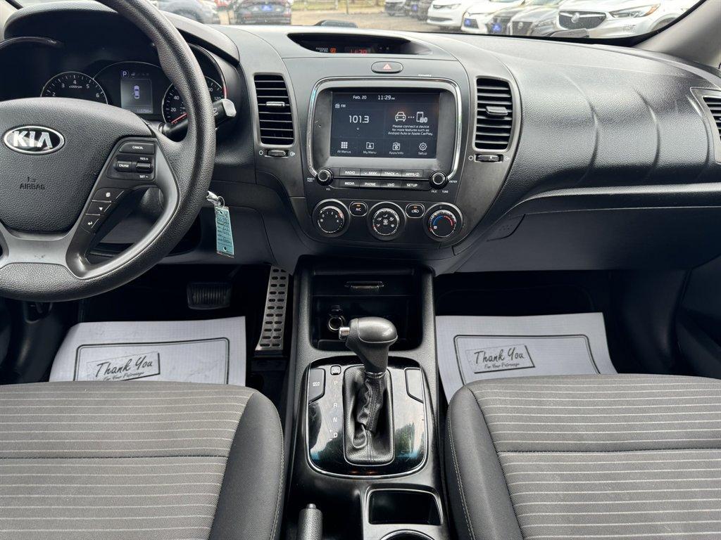 2018 Grey /Grey Kia Forte (3KPFL4A72JE) with an 2.0l I-4 MPI Dohc 2.0l engine, Automatic transmission, located at 745 East Steele Rd., West Columbia, SC, 29170, (803) 755-9148, 33.927212, -81.148483 - Photo#11