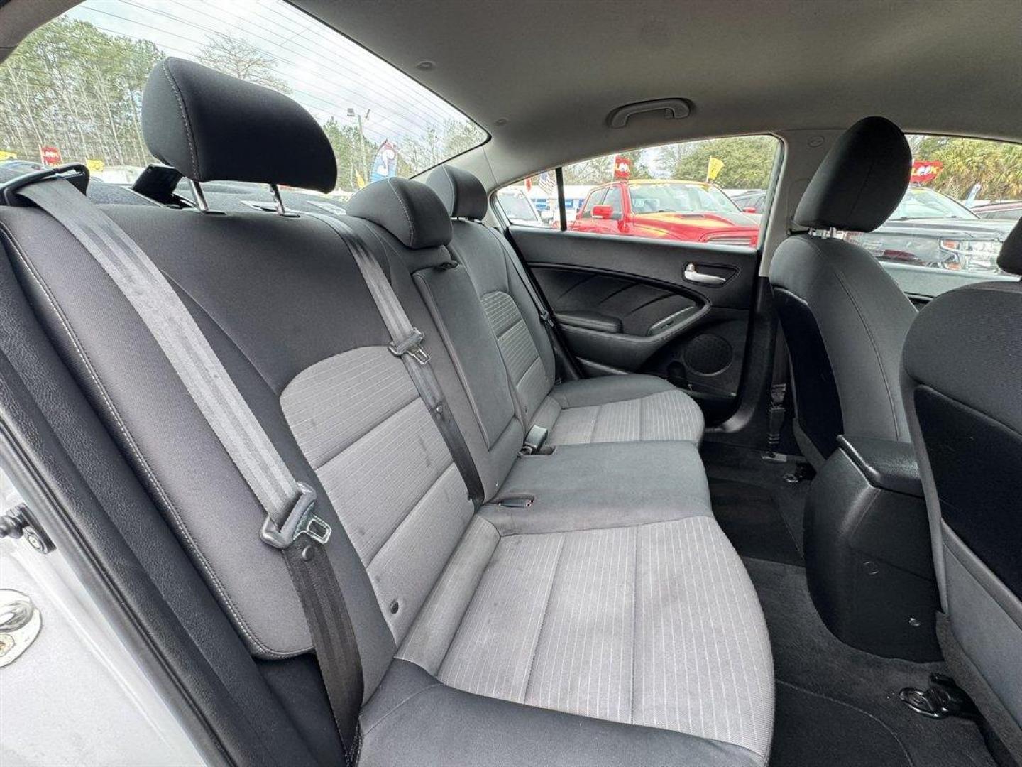 2018 Grey /Grey Kia Forte (3KPFL4A72JE) with an 2.0l I-4 MPI Dohc 2.0l engine, Automatic transmission, located at 745 East Steele Rd., West Columbia, SC, 29170, (803) 755-9148, 33.927212, -81.148483 - Photo#22