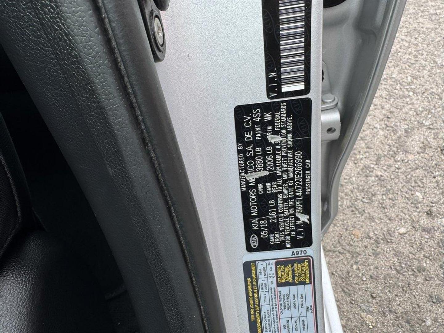 2018 Grey /Grey Kia Forte (3KPFL4A72JE) with an 2.0l I-4 MPI Dohc 2.0l engine, Automatic transmission, located at 745 East Steele Rd., West Columbia, SC, 29170, (803) 755-9148, 33.927212, -81.148483 - Photo#29