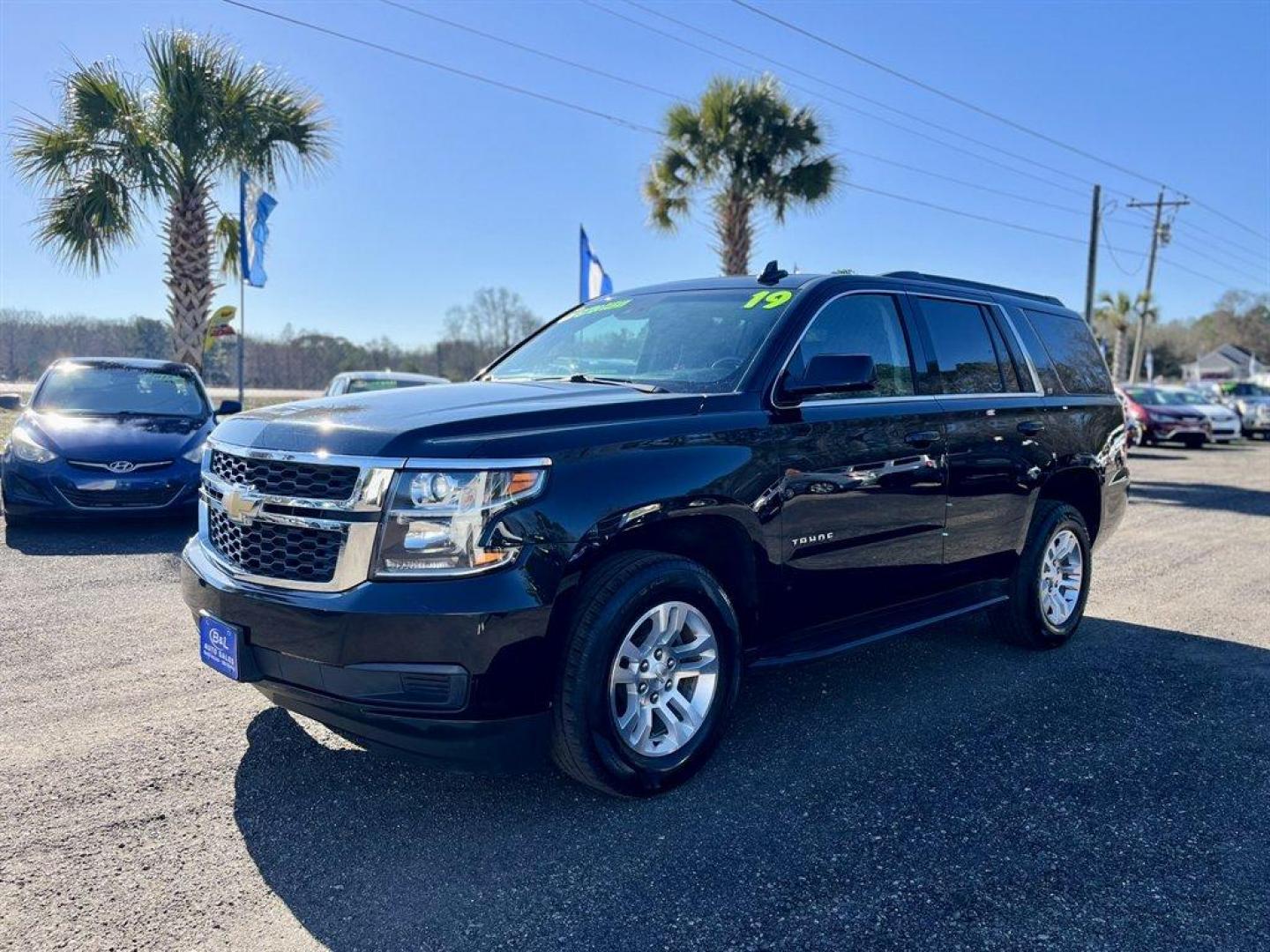 2019 Chevrolet Tahoe LT photo 1