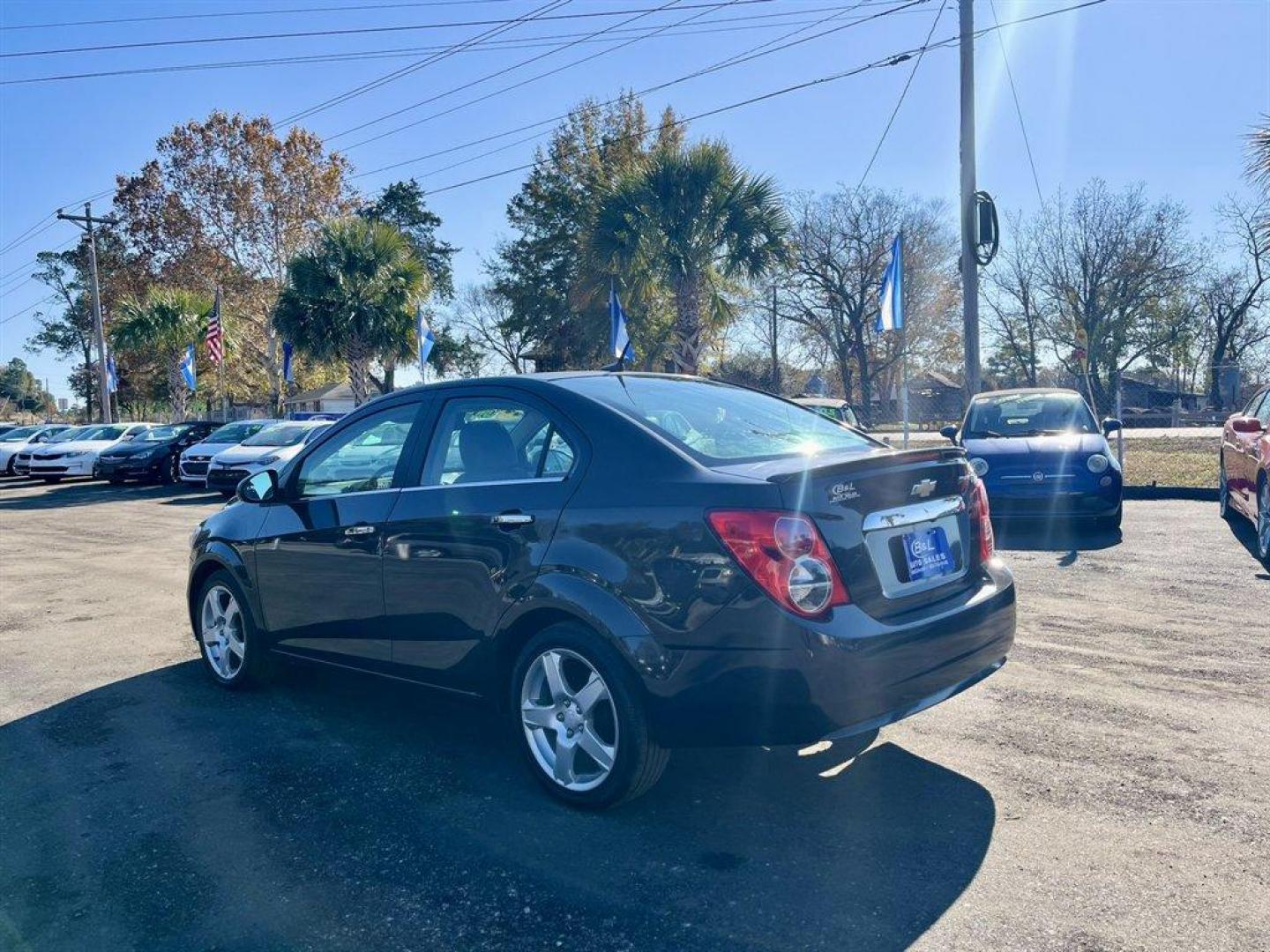 2014 Brown /Black Chevrolet Sonic (1G1JE5SH6E4) with an 1.8l I-4 MFI Dohc Flex 1. engine, Automatic transmission, located at 745 East Steele Rd., West Columbia, SC, 29170, (803) 755-9148, 33.927212, -81.148483 - Special Internet Price! 2014 Chevrolet Sonic with AM/FM radio, Cruise control, Manual air conditioning, Backup camera, Powered windows, Powered door locks, Plus more! - Photo#2