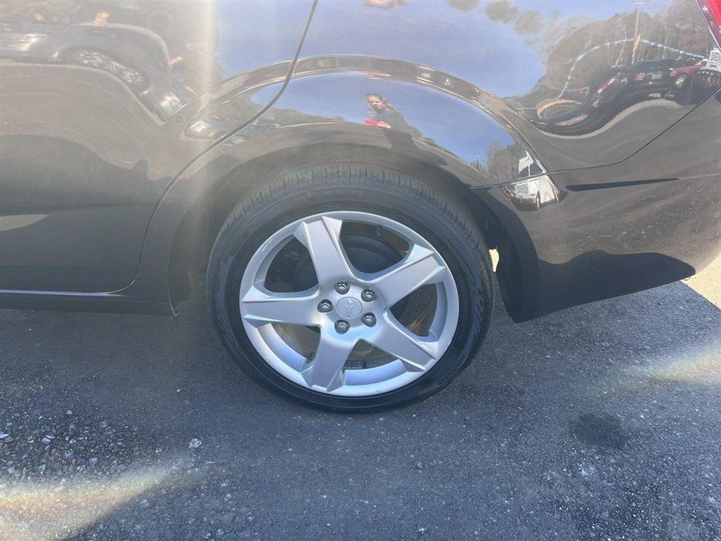 2014 Brown /Black Chevrolet Sonic (1G1JE5SH6E4) with an 1.8l I-4 MFI Dohc Flex 1. engine, Automatic transmission, located at 745 East Steele Rd., West Columbia, SC, 29170, (803) 755-9148, 33.927212, -81.148483 - Special Internet Price! 2014 Chevrolet Sonic with AM/FM radio, Cruise control, Manual air conditioning, Backup camera, Powered windows, Powered door locks, Plus more! - Photo#34