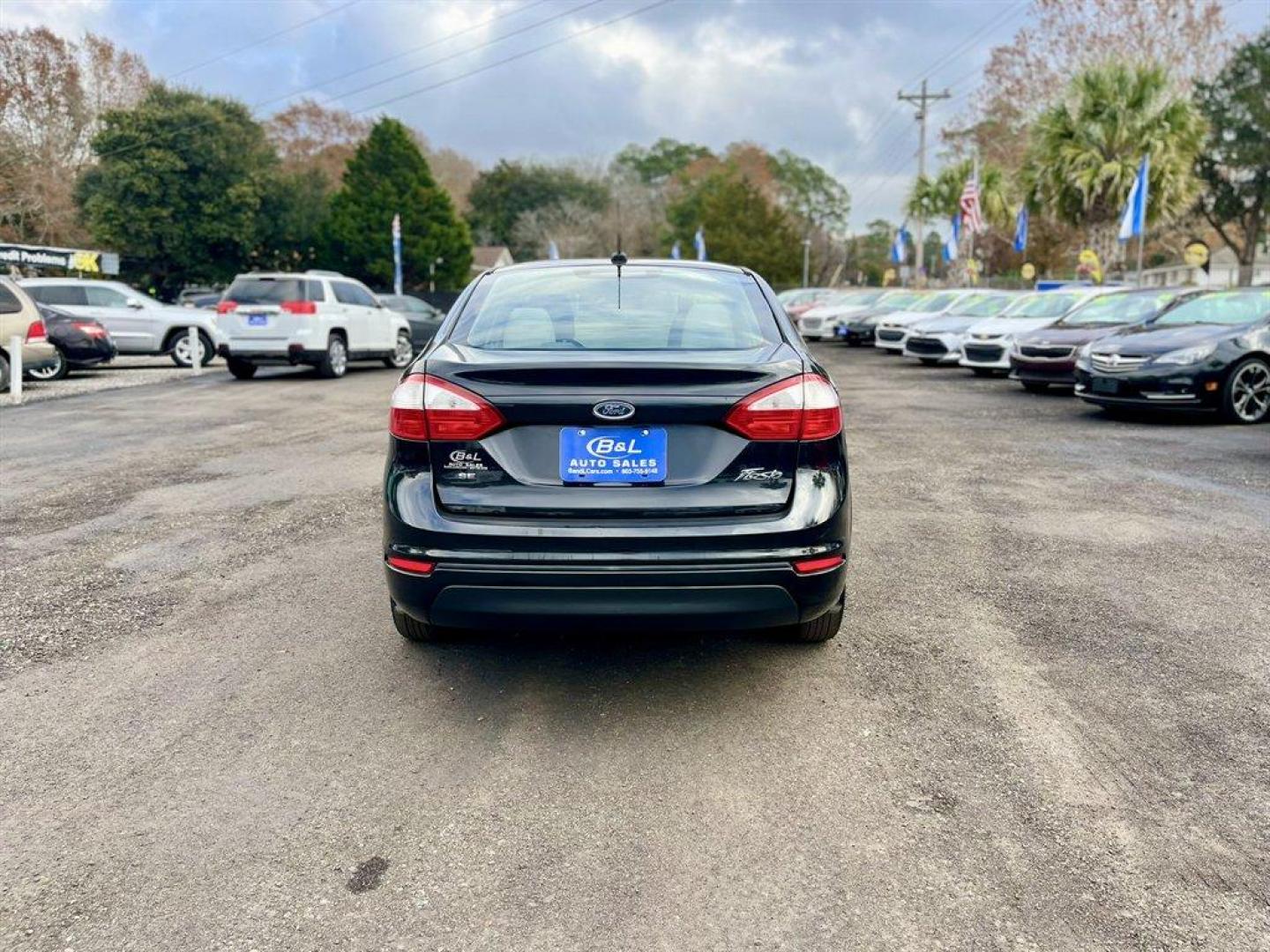 2014 Black /Grey Ford Fiesta (3FADP4BJ1EM) with an 1.6l I-4 Smpi Dohc 1.6l engine, Automatic transmission, located at 745 East Steele Rd., West Columbia, SC, 29170, (803) 755-9148, 33.927212, -81.148483 - Special Internet Price! 2014 Ford Fiesta SE with AM/FM radio, Cruise control, Keyless entry, Cloth interior, Powered windows, Powered door locks, Plus more! - Photo#3