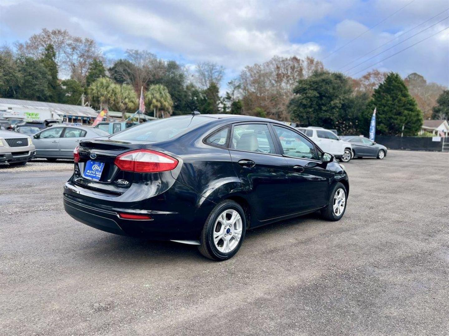 2014 Black /Grey Ford Fiesta (3FADP4BJ1EM) with an 1.6l I-4 Smpi Dohc 1.6l engine, Automatic transmission, located at 745 East Steele Rd., West Columbia, SC, 29170, (803) 755-9148, 33.927212, -81.148483 - Special Internet Price! 2014 Ford Fiesta SE with AM/FM radio, Cruise control, Keyless entry, Cloth interior, Powered windows, Powered door locks, Plus more! - Photo#4