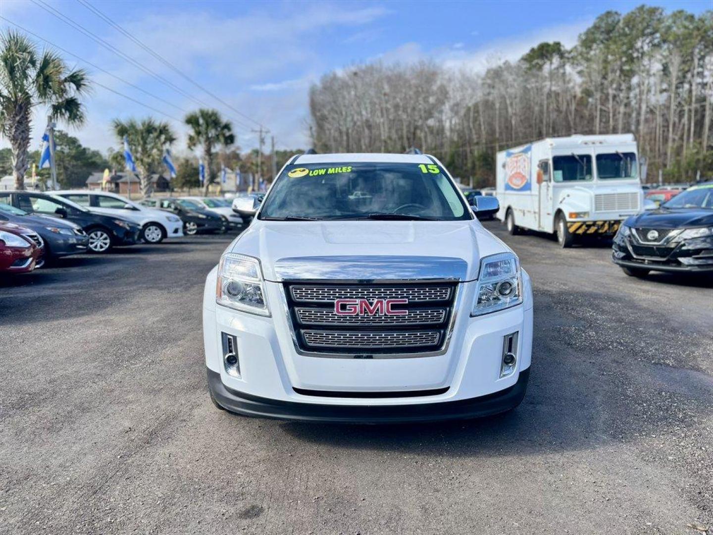 2015 White /Grey GMC Terrain (2GKFLTE39F6) with an 3.6l V6 Sidi Dohc Flex 3. engine, Automatic transmission, located at 745 East Steele Rd., West Columbia, SC, 29170, (803) 755-9148, 33.927212, -81.148483 - Special Internet Price! 2015 GMC Terrain SLT with AM/FM radio, Cruise control, Backup camera, Navigation, Sunroof, Keyless entry, Leather interior, Heated front seats, Powered liftgate, Powered windows, Powered door locks, Plus more! - Photo#7