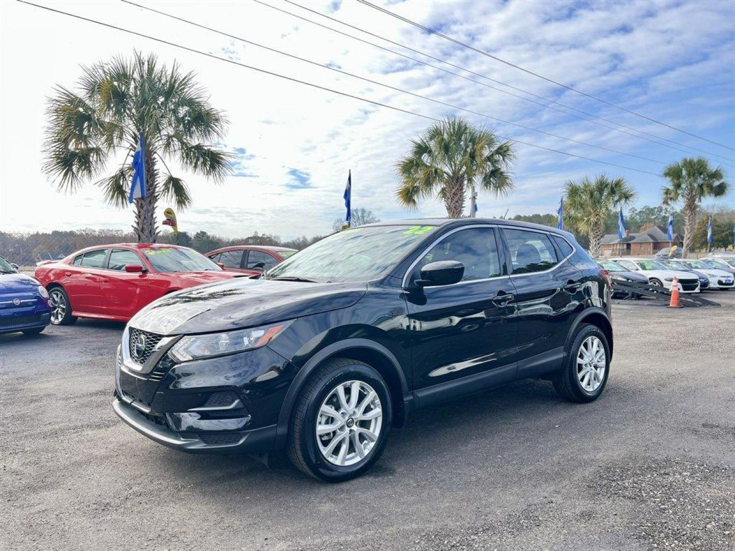 2022 Black /Black Nissan Rogue Sport (JN1BJ1AV4NW) with an 2.0l I-4 DI Dohc 2.0l engine, Automatic transmission, located at 745 East Steele Rd., West Columbia, SC, 29170, (803) 755-9148, 33.927212, -81.148483 - Special Internet Price! 2022 Nissan Rogue Sport with AM/FM radio, Cruise control, Backup camera, Bluetooth, Keyless entry, Cloth interior, Powered door locks, Powered windows, Plus more! - Photo#0