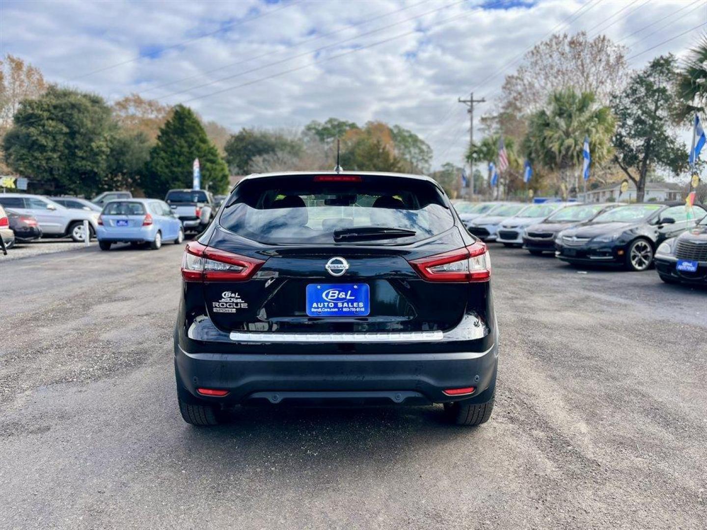 2022 Black /Black Nissan Rogue Sport (JN1BJ1AV4NW) with an 2.0l I-4 DI Dohc 2.0l engine, Automatic transmission, located at 745 East Steele Rd., West Columbia, SC, 29170, (803) 755-9148, 33.927212, -81.148483 - Special Internet Price! 2022 Nissan Rogue Sport with AM/FM radio, Cruise control, Backup camera, Bluetooth, Keyless entry, Cloth interior, Powered door locks, Powered windows, Plus more! - Photo#2