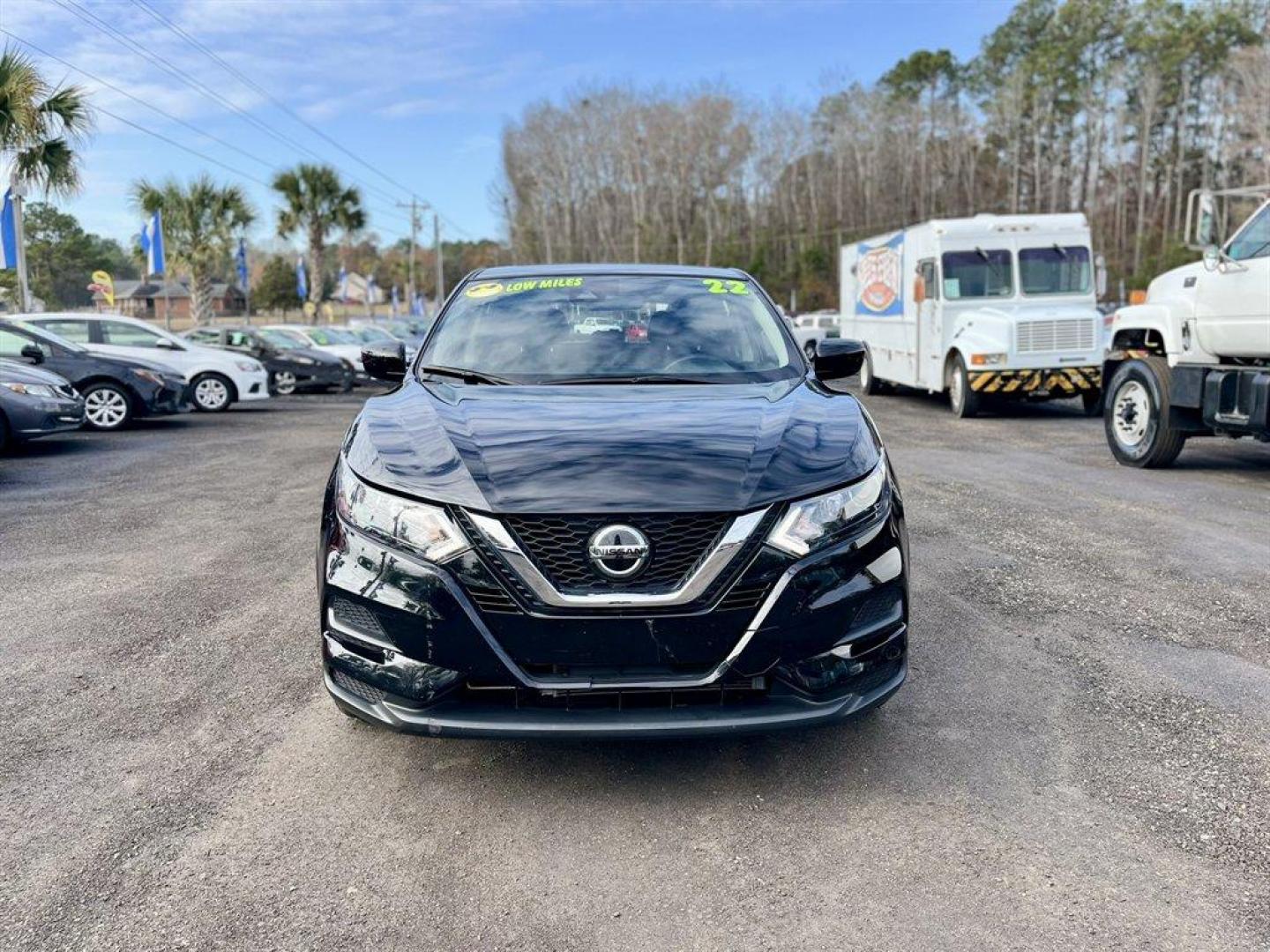 2022 Black /Black Nissan Rogue Sport (JN1BJ1AV4NW) with an 2.0l I-4 DI Dohc 2.0l engine, Automatic transmission, located at 745 East Steele Rd., West Columbia, SC, 29170, (803) 755-9148, 33.927212, -81.148483 - Special Internet Price! 2022 Nissan Rogue Sport with AM/FM radio, Cruise control, Backup camera, Bluetooth, Keyless entry, Cloth interior, Powered door locks, Powered windows, Plus more! - Photo#5