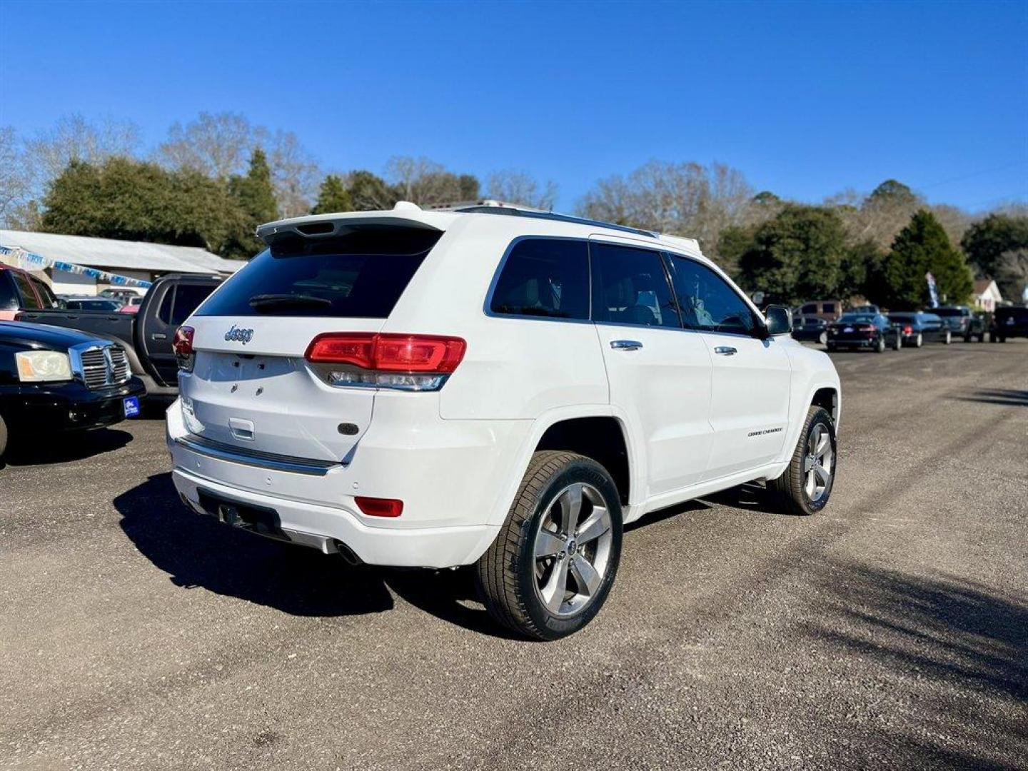 2014 Jeep Grand Cherokee Overland photo 4