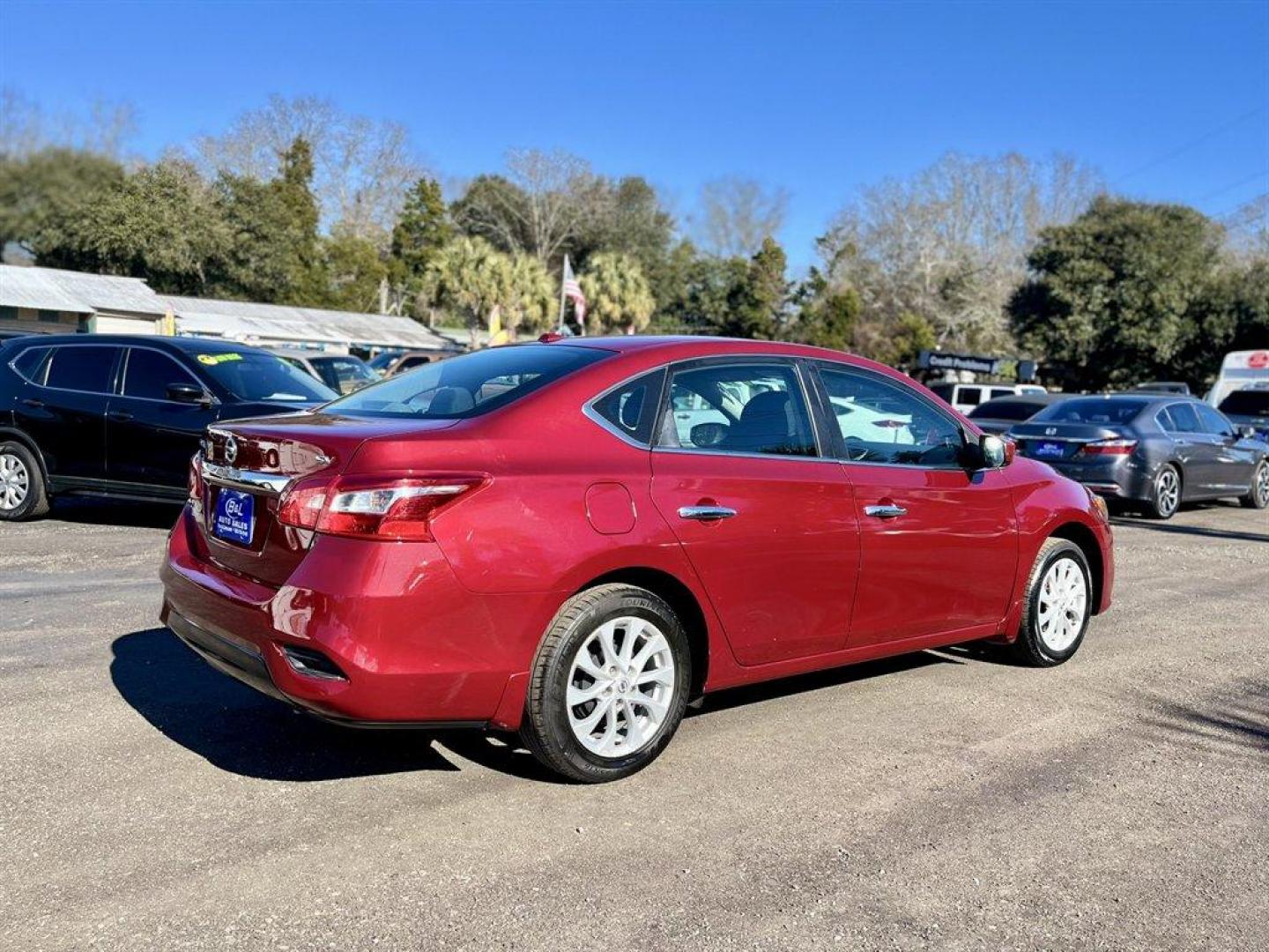 2019 Red /Black Nissan Sentra (3N1AB7AP8KY) with an 1.8l I-4 Smpi Dohc 1.8l engine, Automatic transmission, located at 745 East Steele Rd., West Columbia, SC, 29170, (803) 755-9148, 33.927212, -81.148483 - Special Internet Price! 2019 Nissan Sentra with AM/FM radio, Bluetooth, Backup camera, Cruise control, Cloth interior, Powered windows, Powered door locks, Plus more! - Photo#3