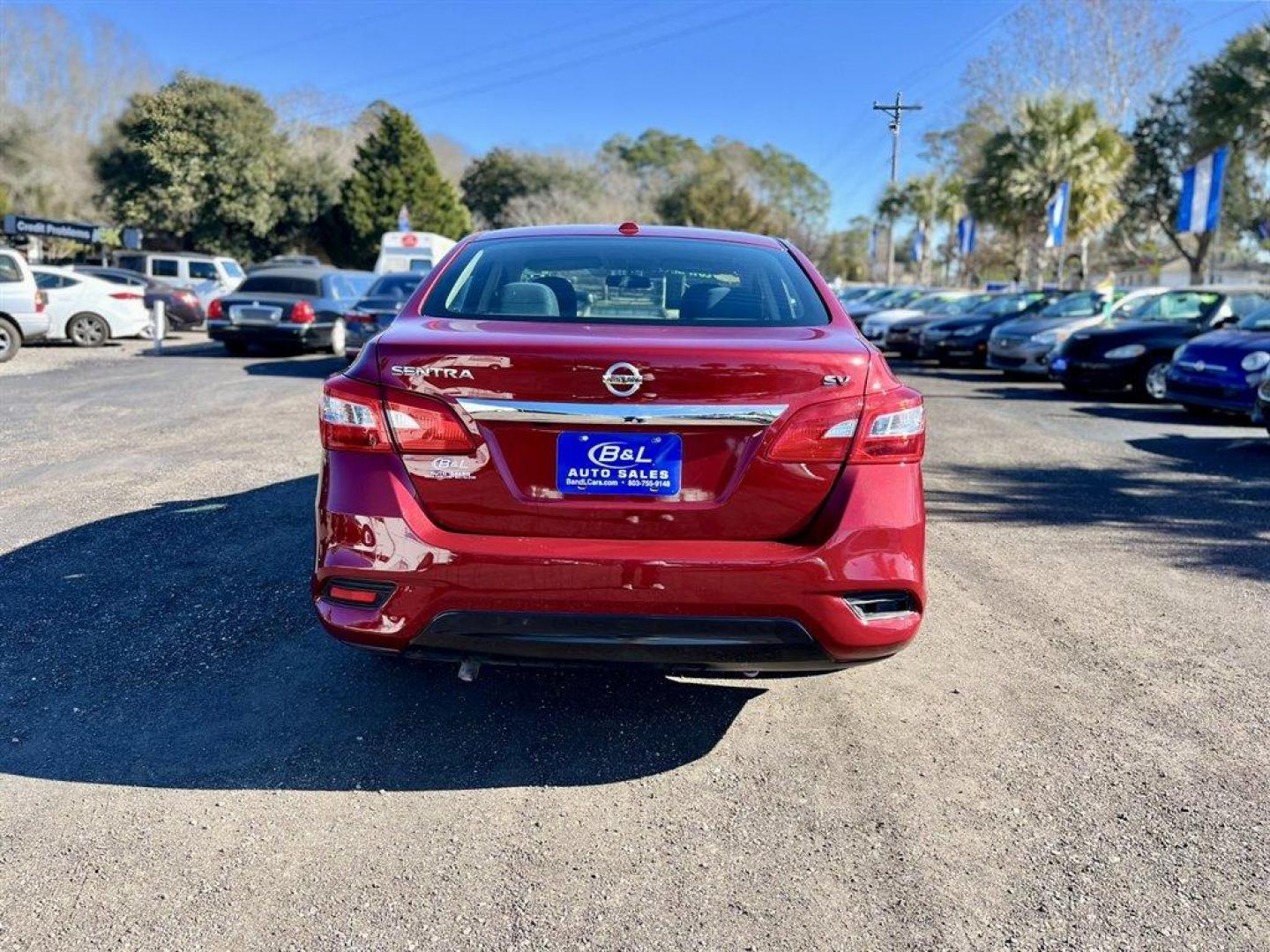 2019 Red /Black Nissan Sentra (3N1AB7AP8KY) with an 1.8l I-4 Smpi Dohc 1.8l engine, Automatic transmission, located at 745 East Steele Rd., West Columbia, SC, 29170, (803) 755-9148, 33.927212, -81.148483 - Special Internet Price! 2019 Nissan Sentra with AM/FM radio, Bluetooth, Backup camera, Cruise control, Cloth interior, Powered windows, Powered door locks, Plus more! - Photo#4